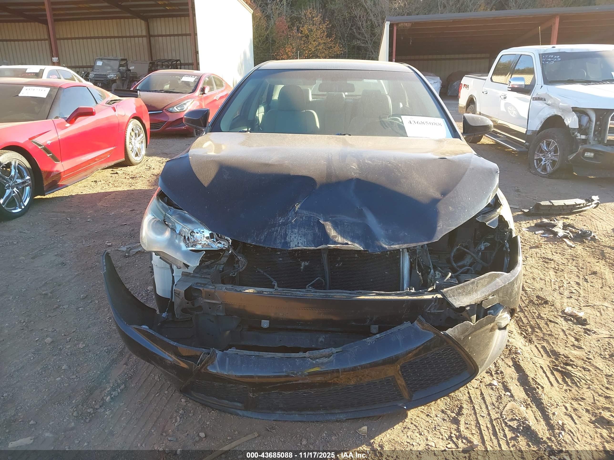 TOYOTA CAMRY image 6
