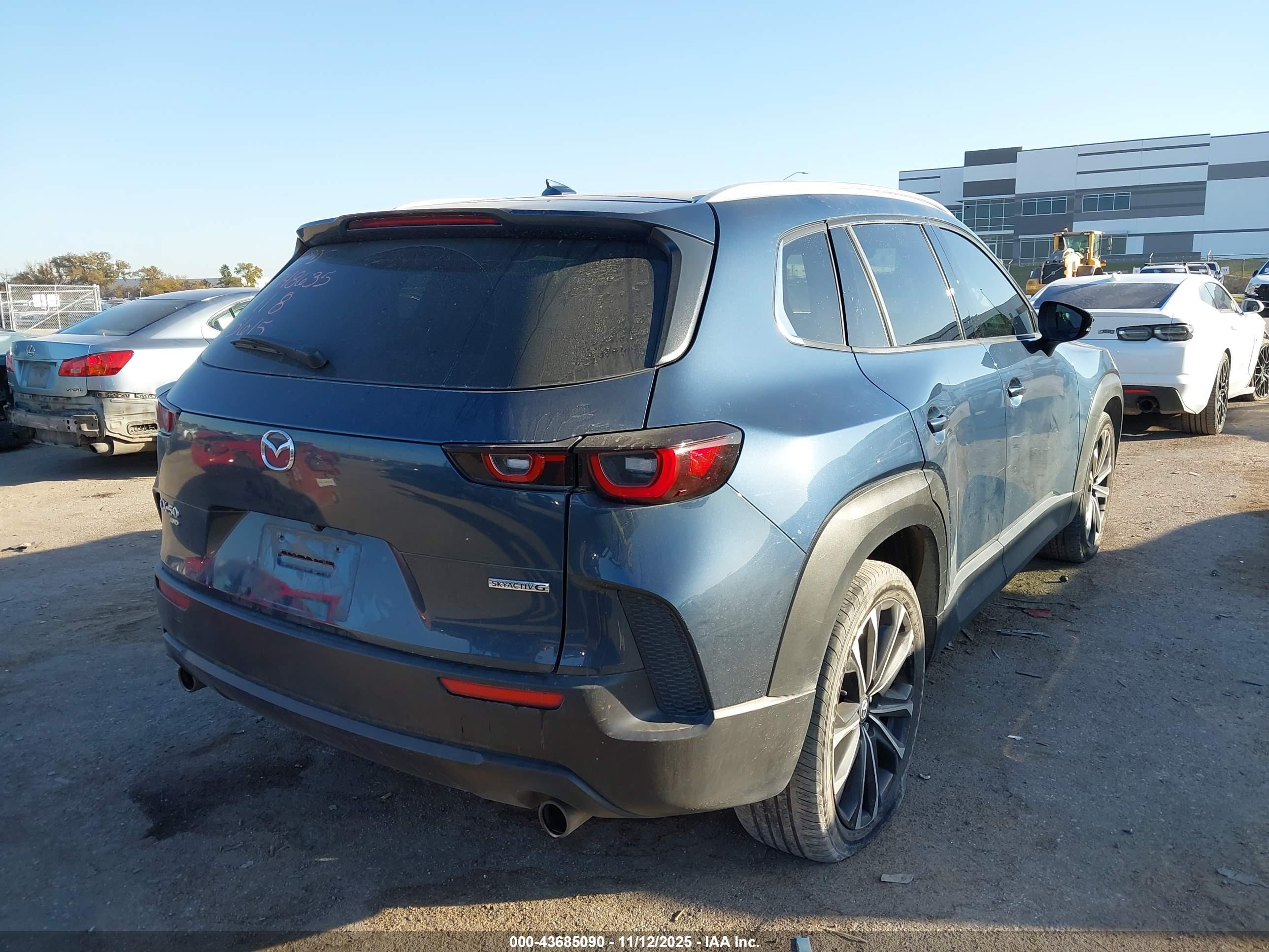 MAZDA CX-50 image 4
