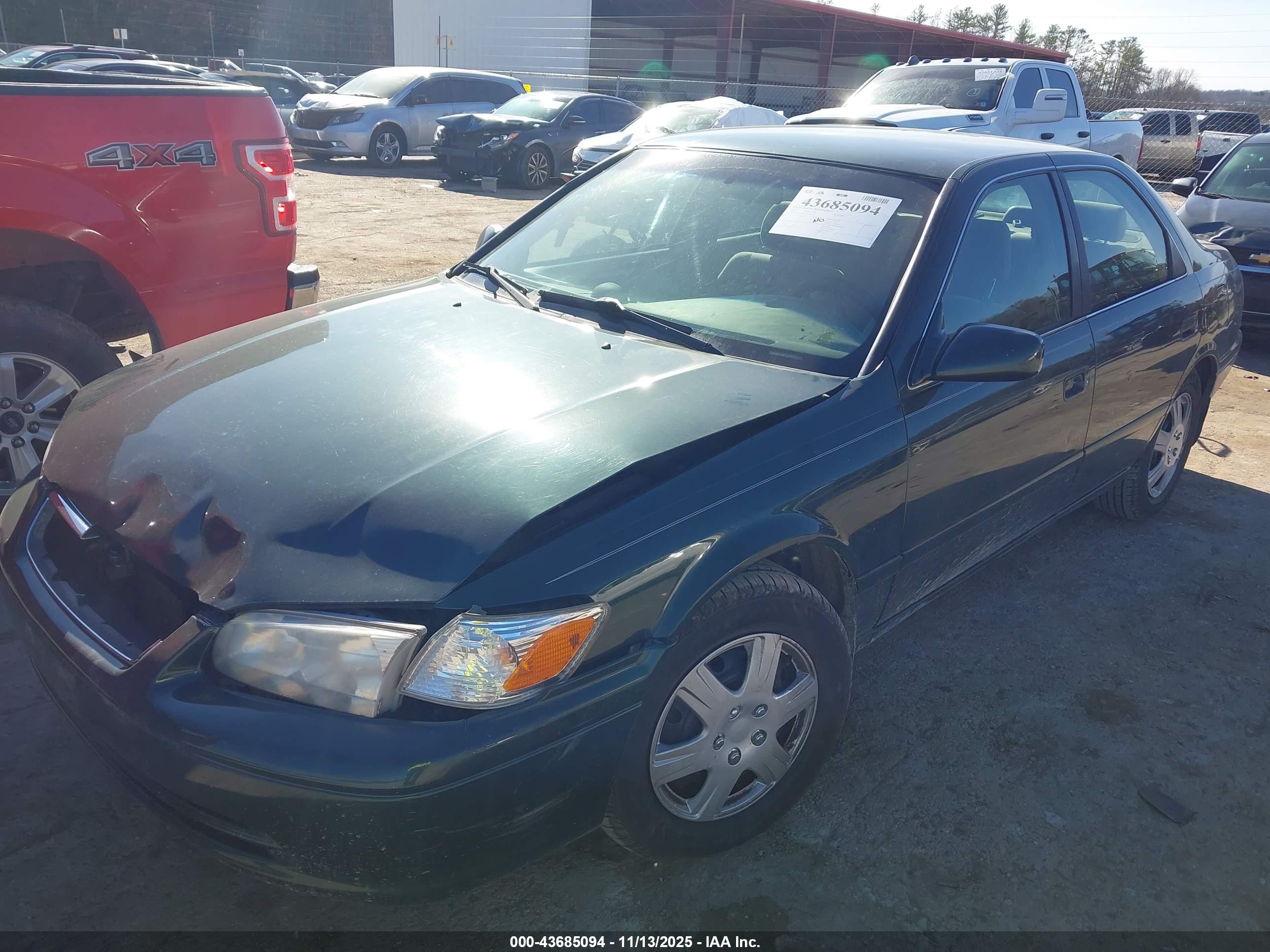 TOYOTA CAMRY image 2