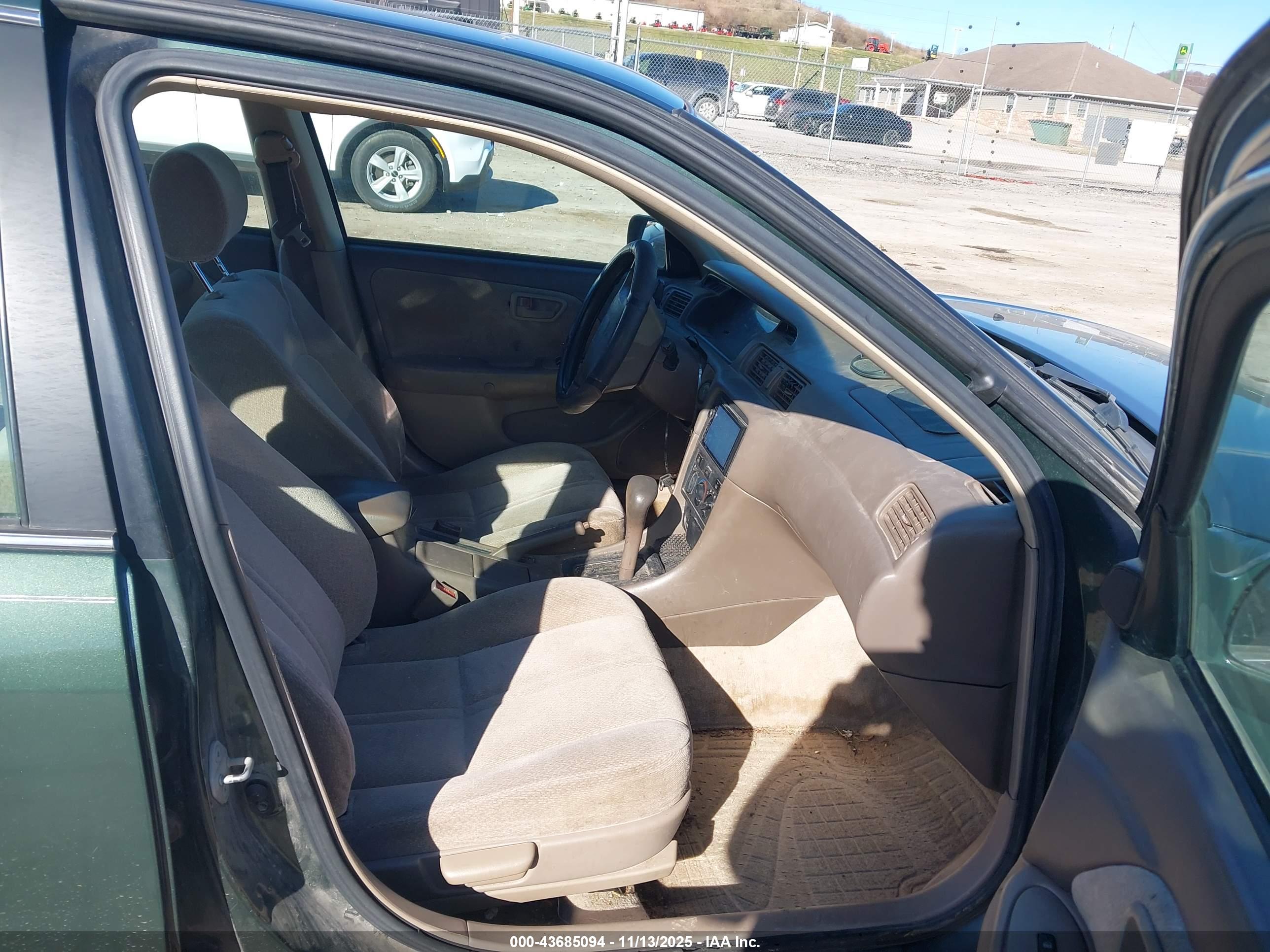 TOYOTA CAMRY image 5