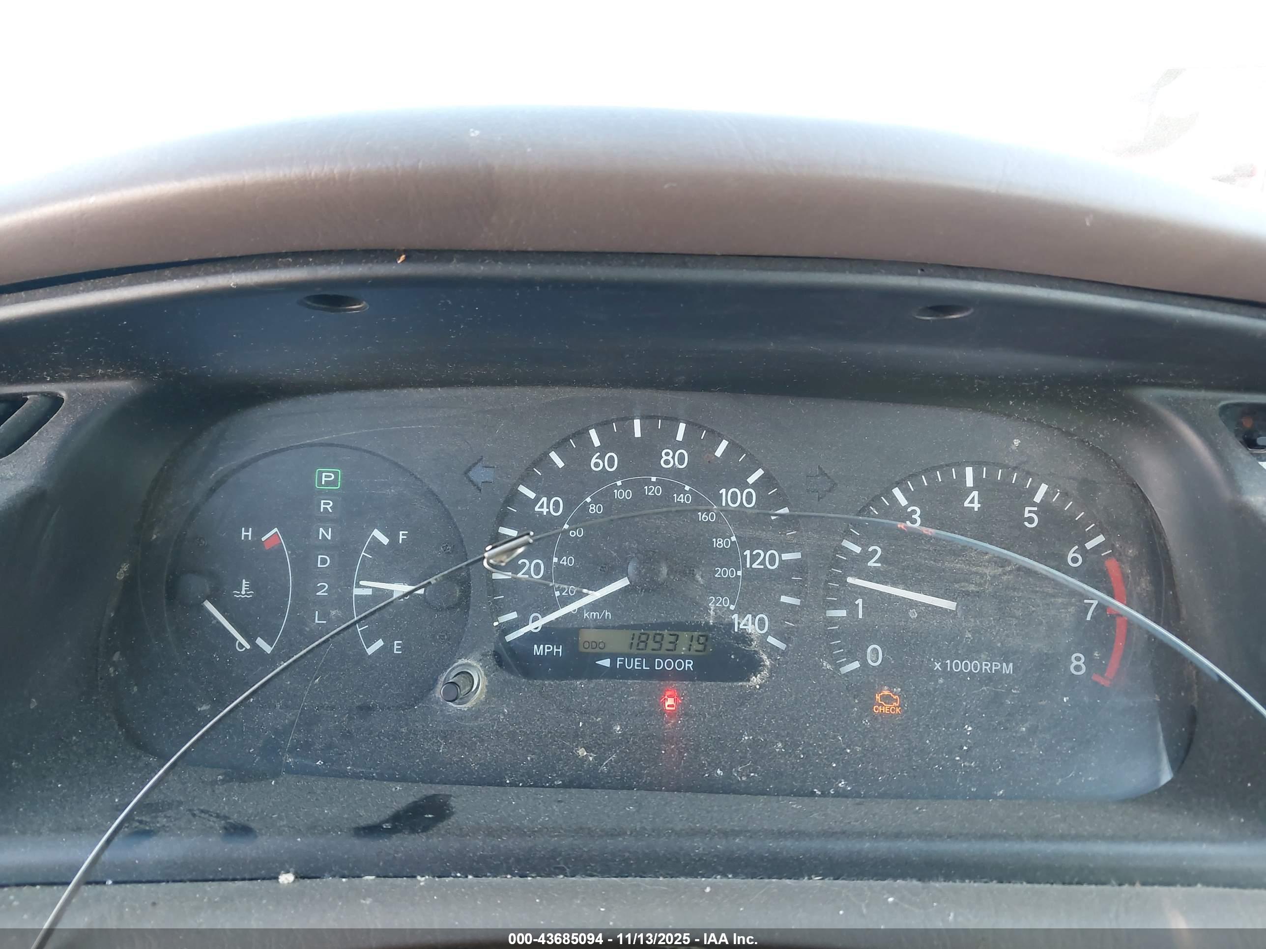 TOYOTA CAMRY image 7