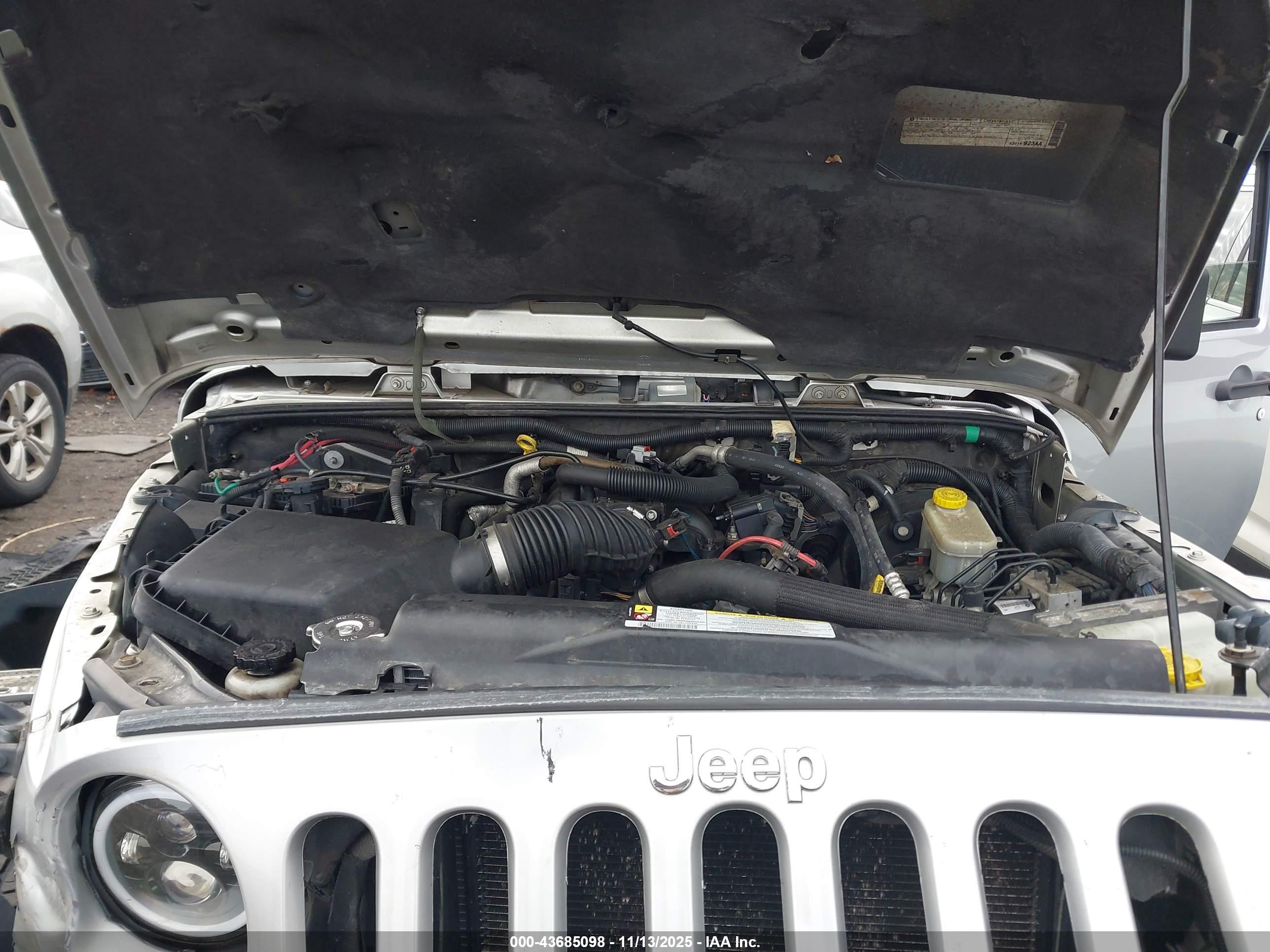 JEEP WRANGLER image 10