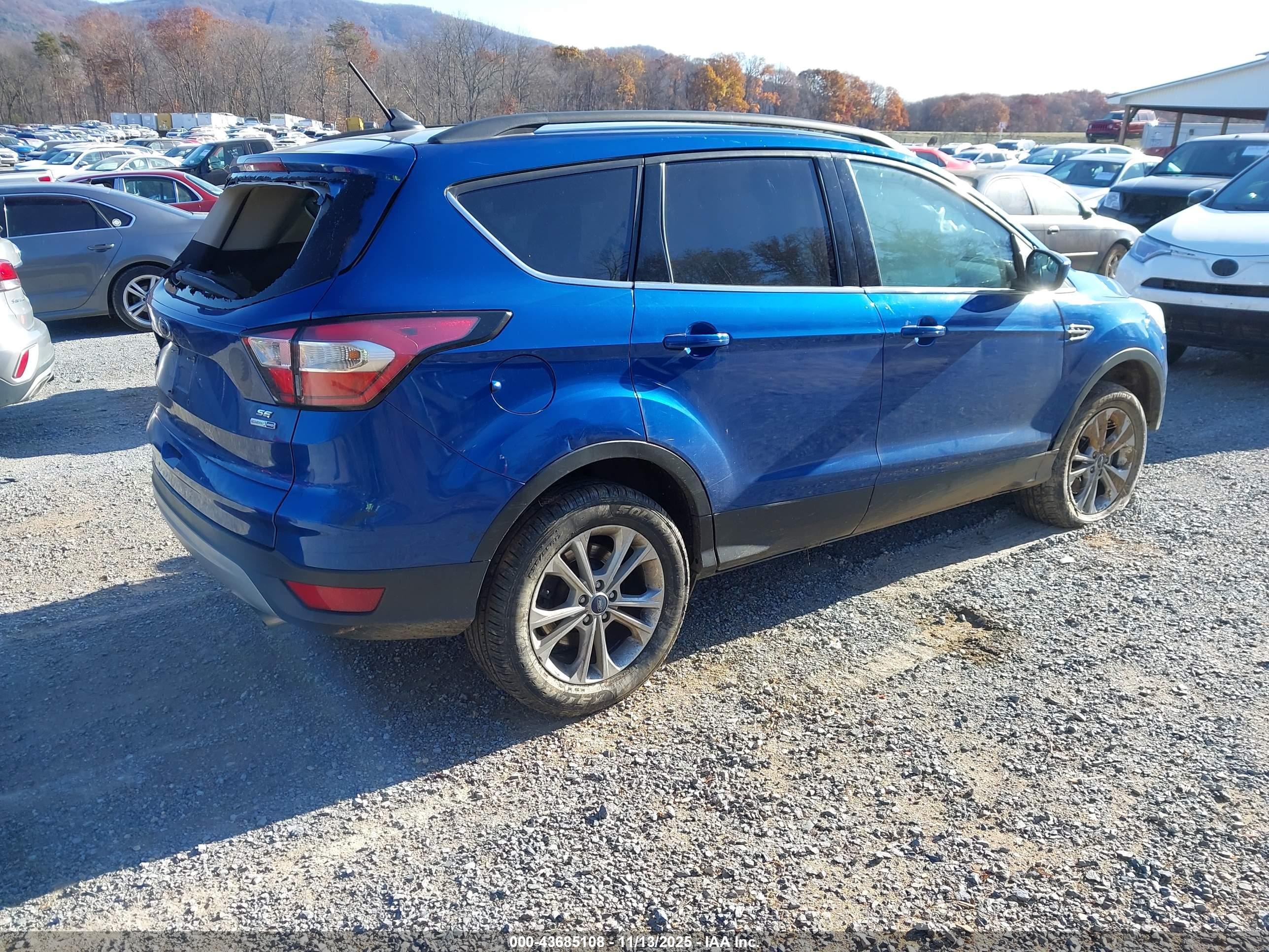 FORD ESCAPE image 4
