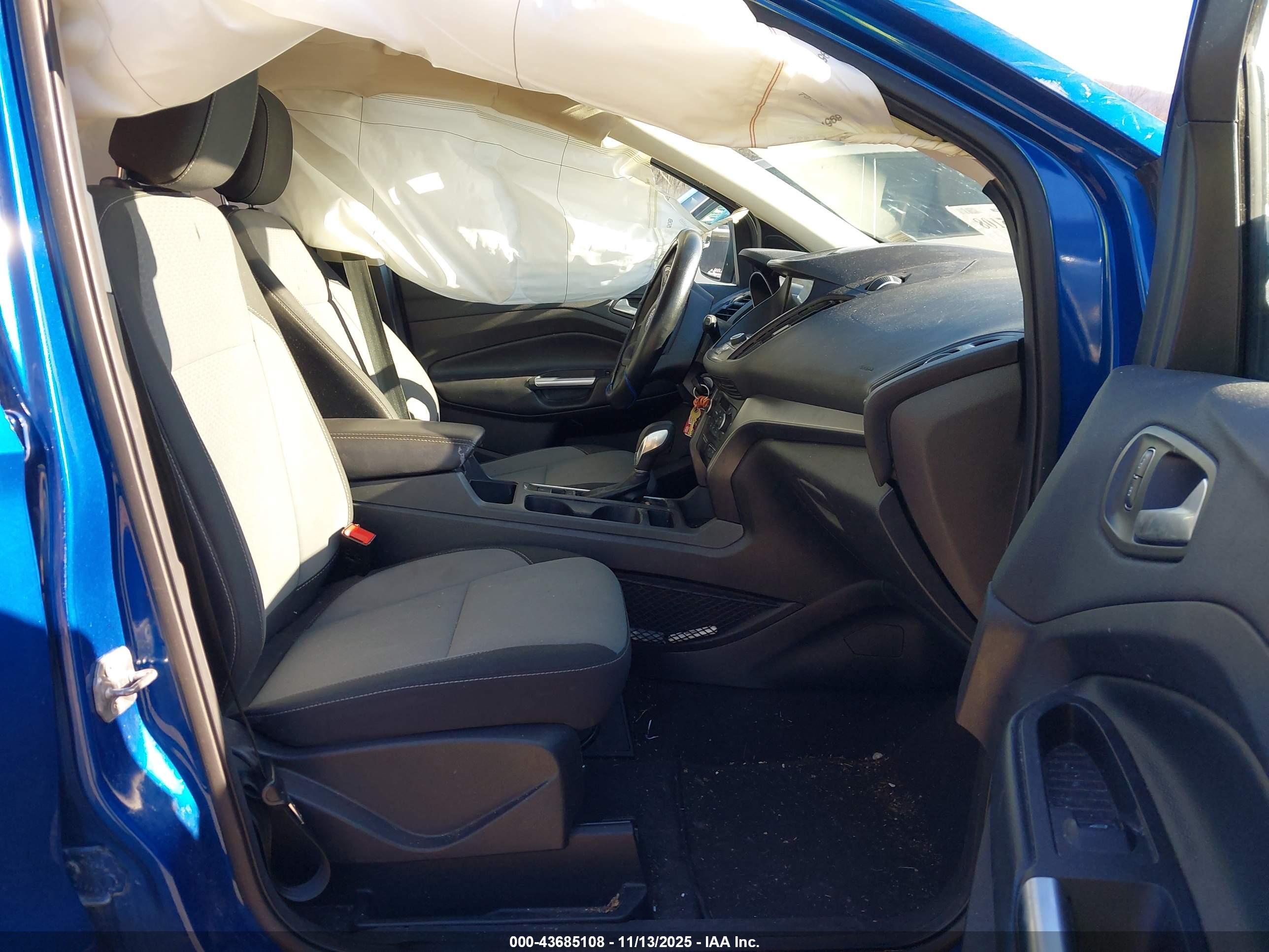 FORD ESCAPE image 5