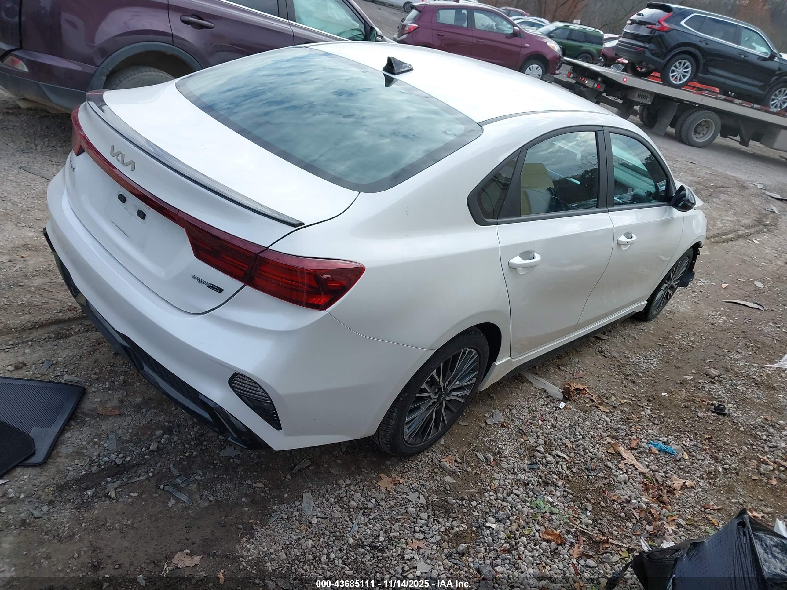 KIA FORTE image 4