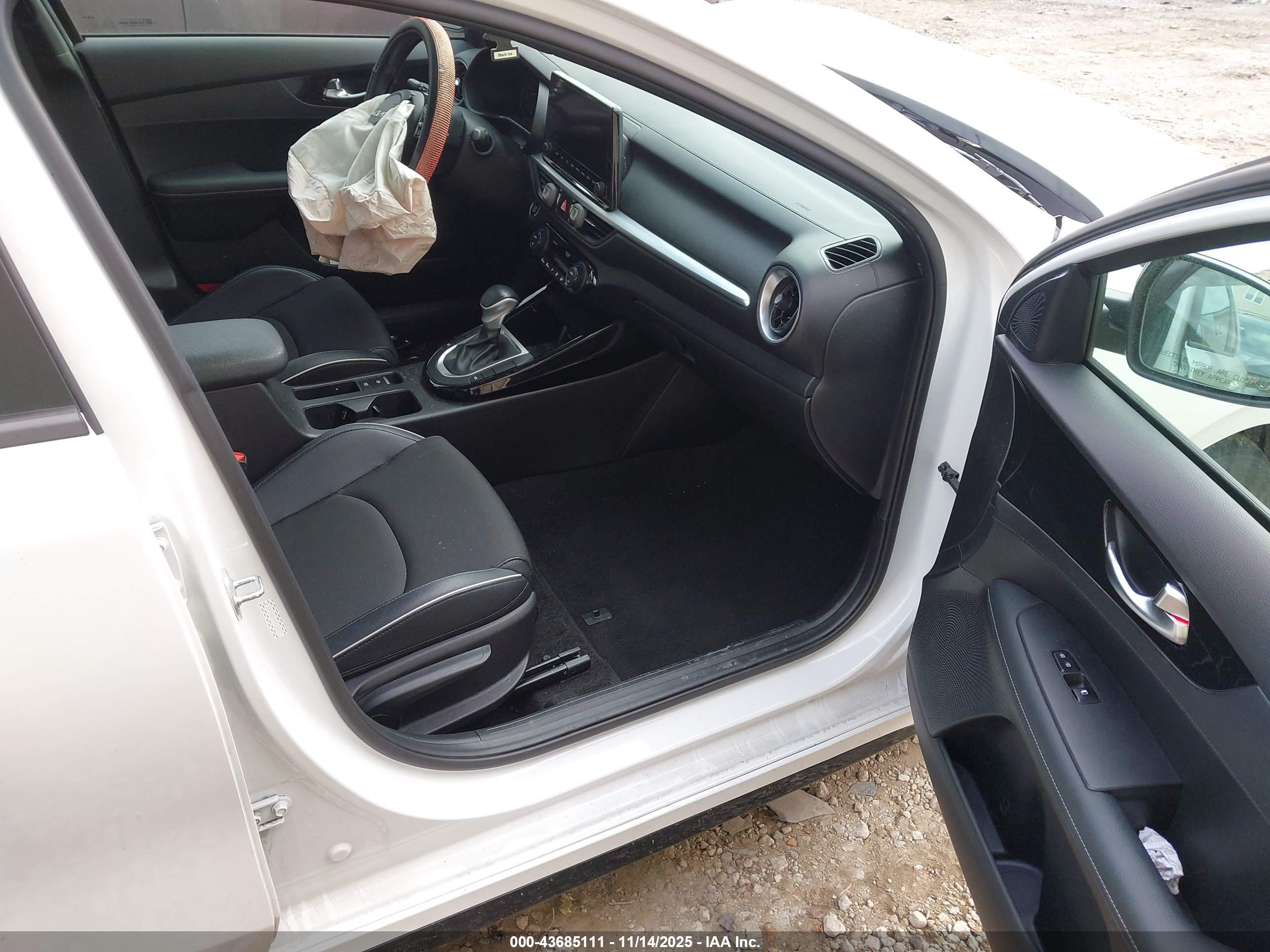 KIA FORTE image 5