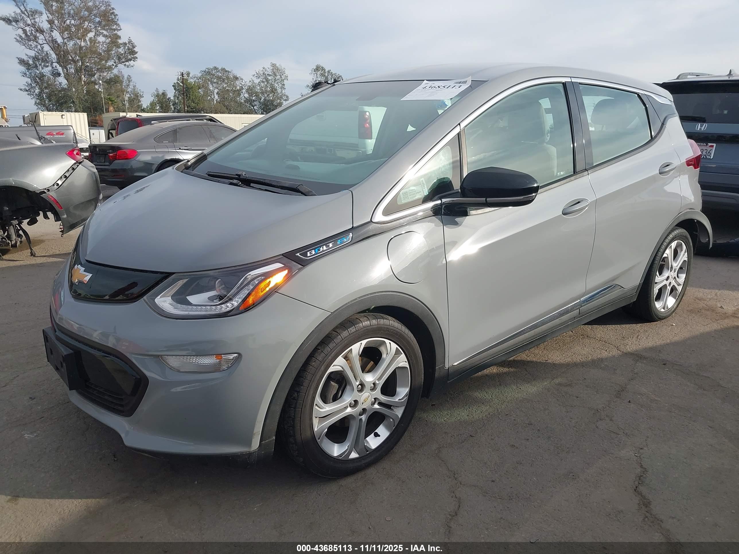 CHEVROLET BOLT image 2