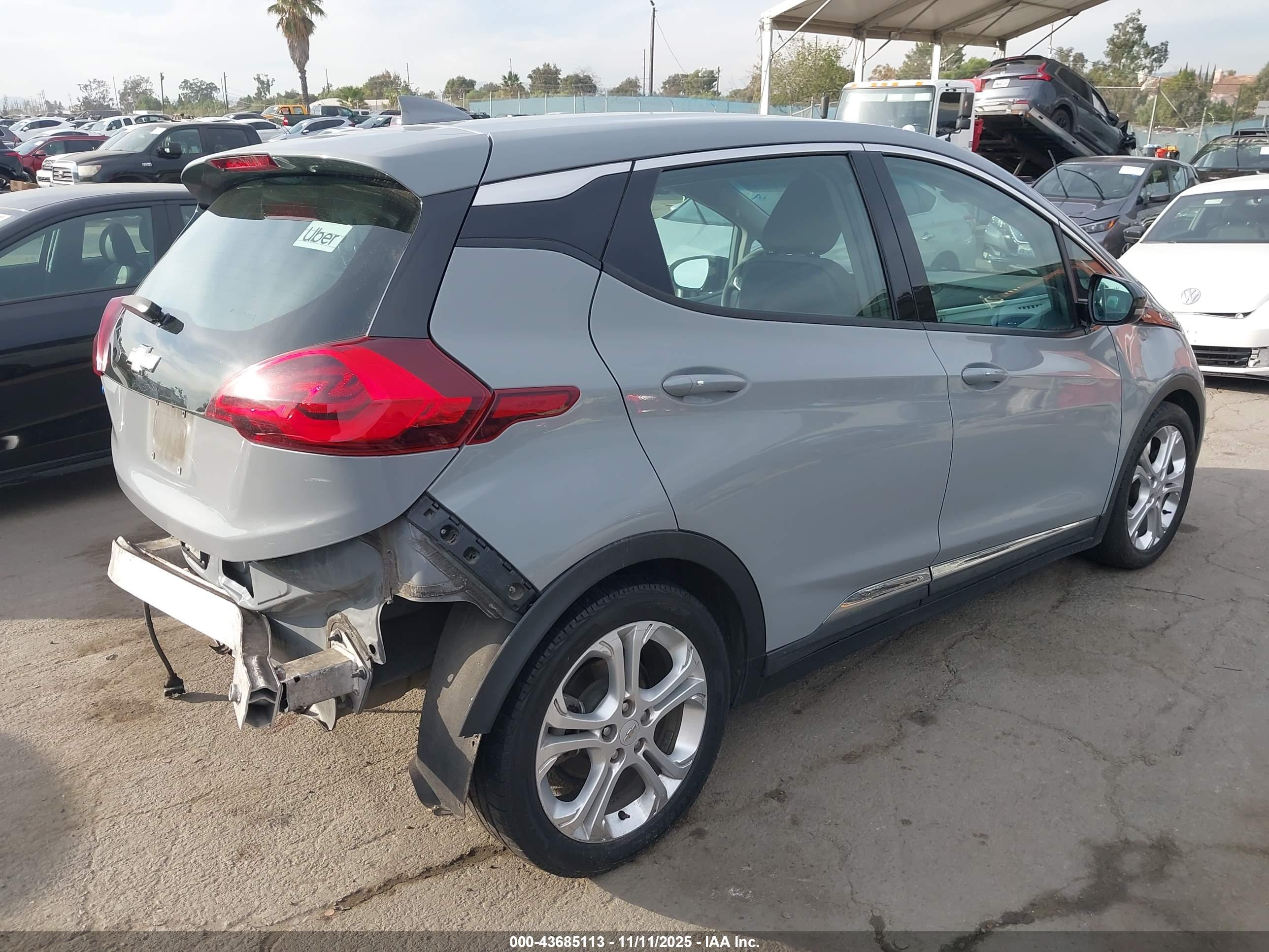 CHEVROLET BOLT image 4