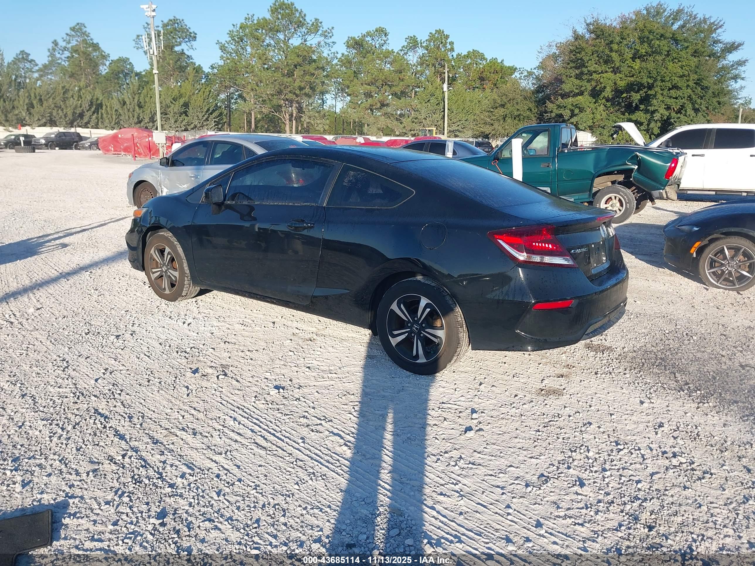 HONDA CIVIC image 3