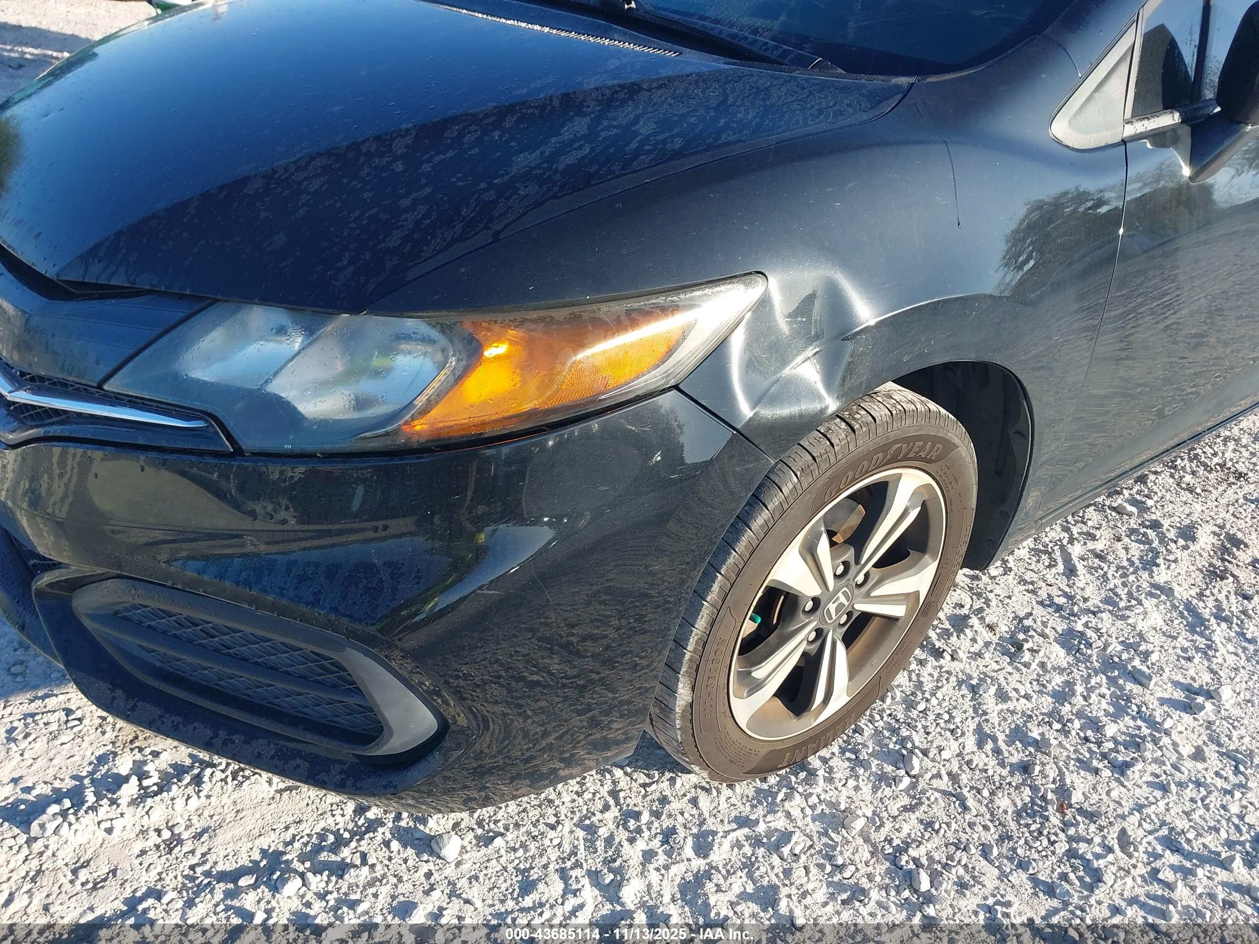 HONDA CIVIC image 6