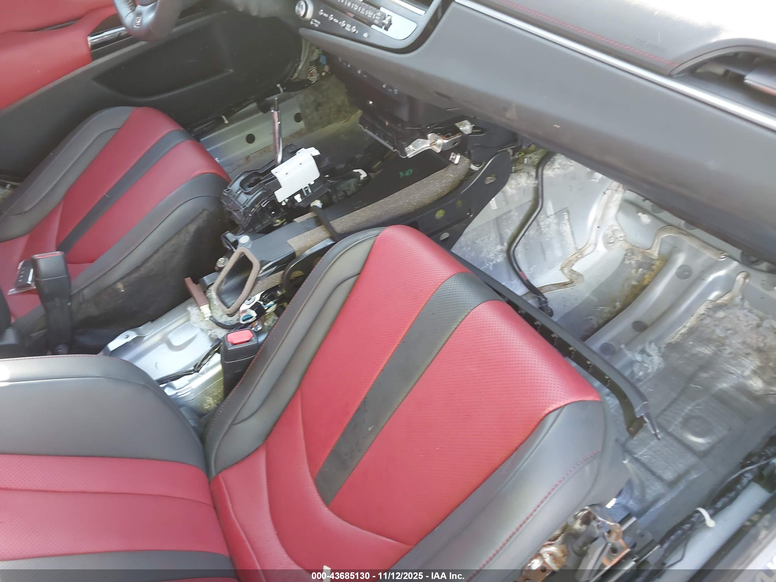 LEXUS ES image 6