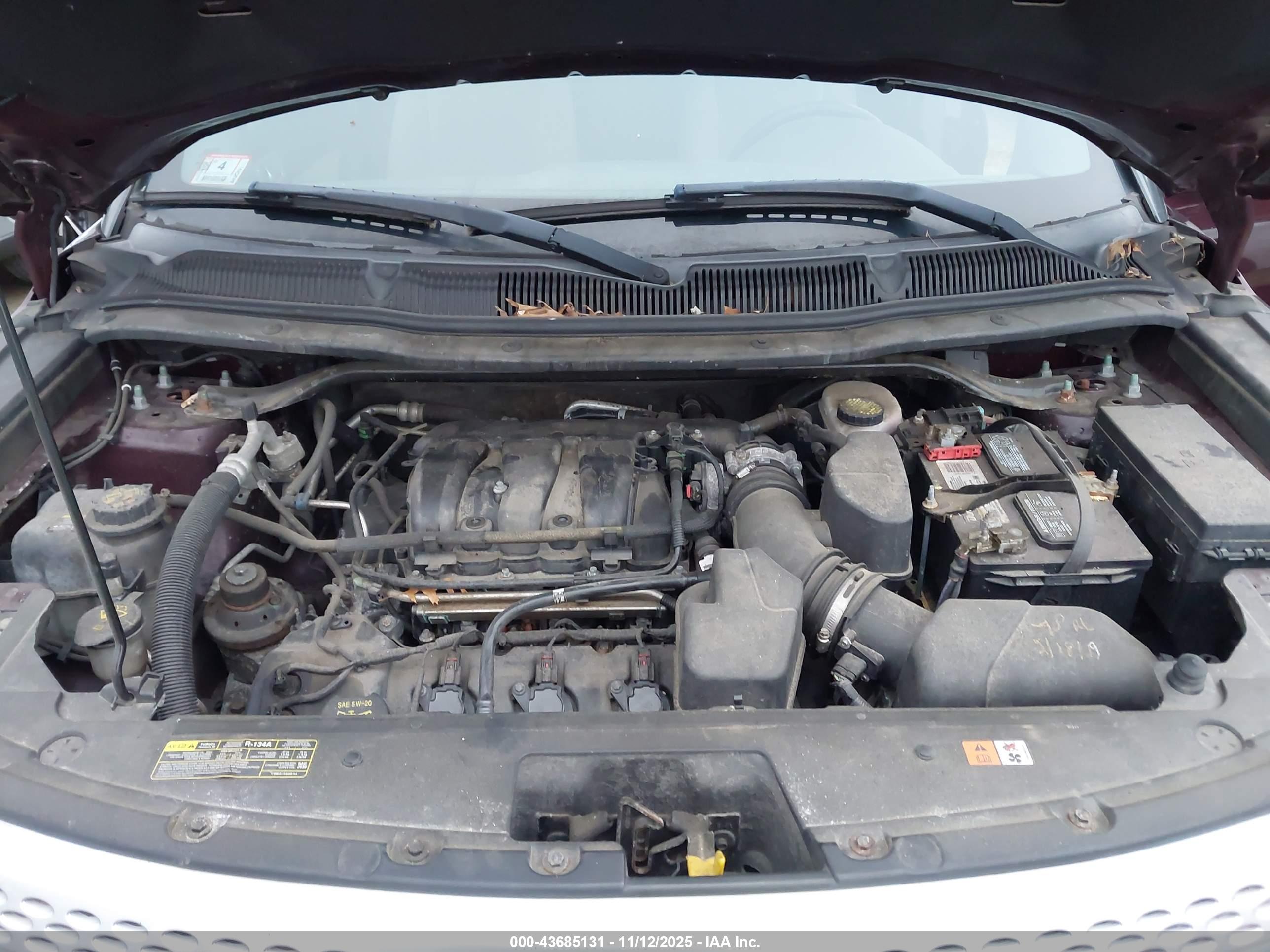 FORD EXPLORER image 10