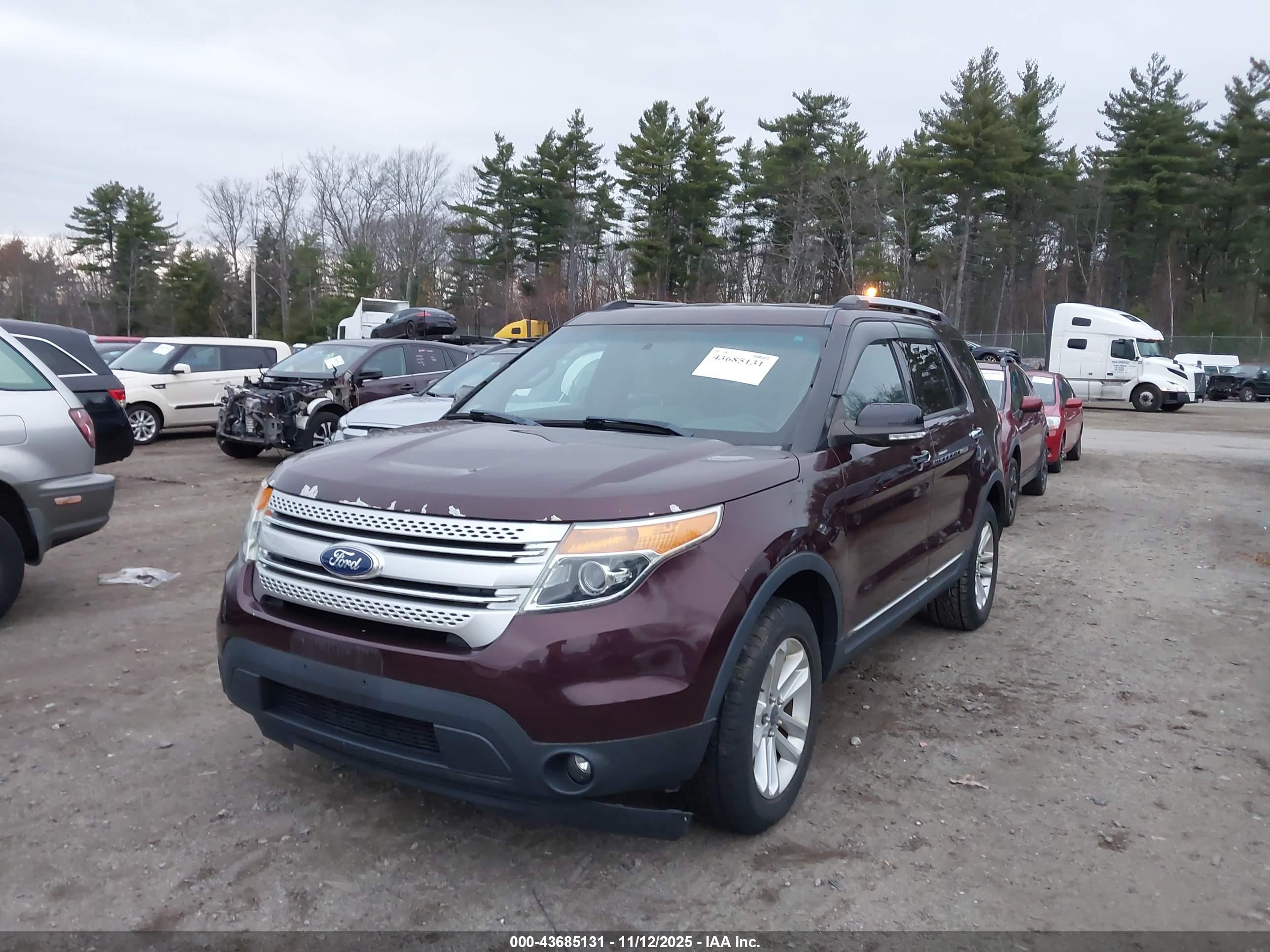 FORD EXPLORER image 2