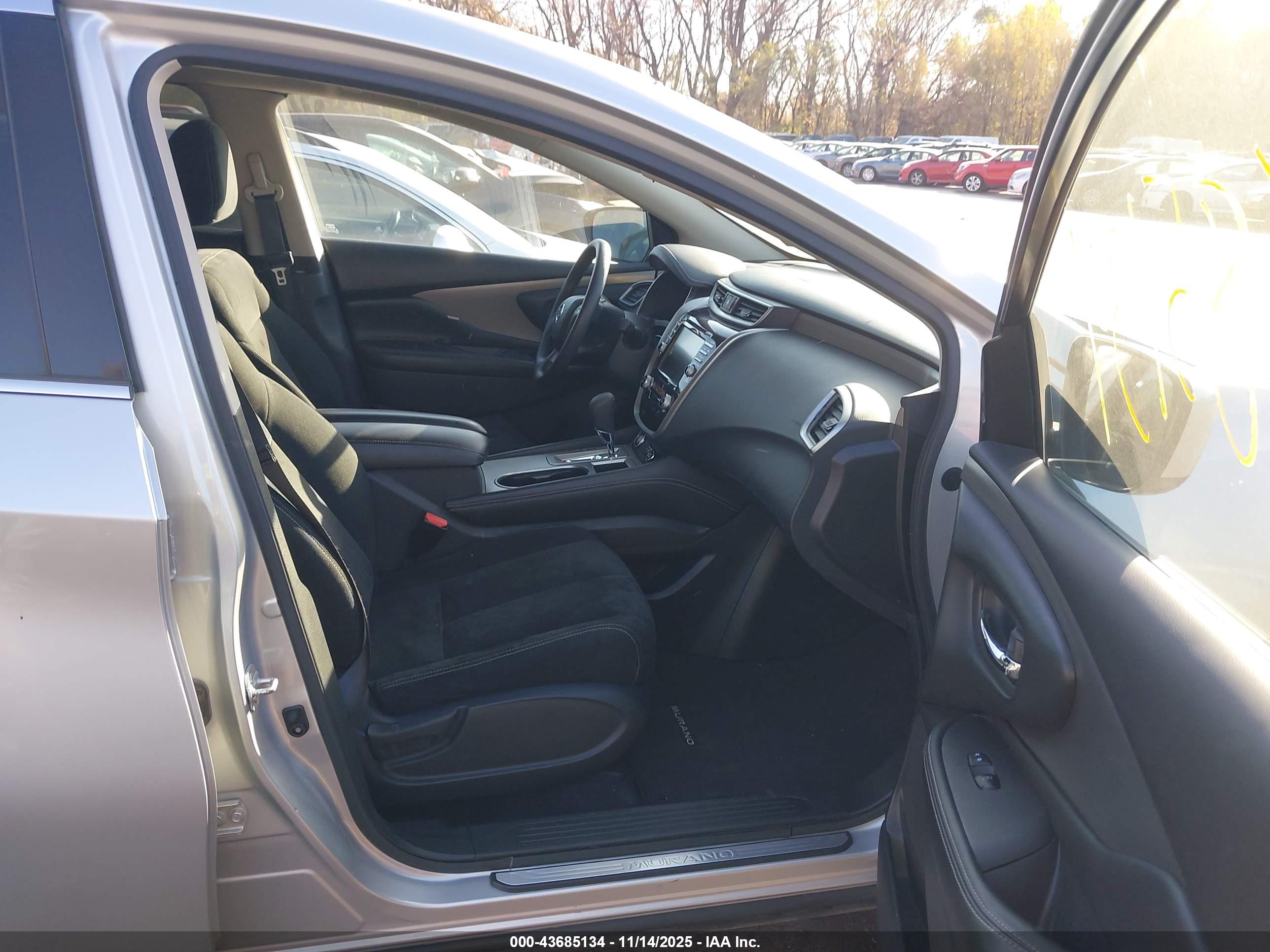 NISSAN MURANO image 5