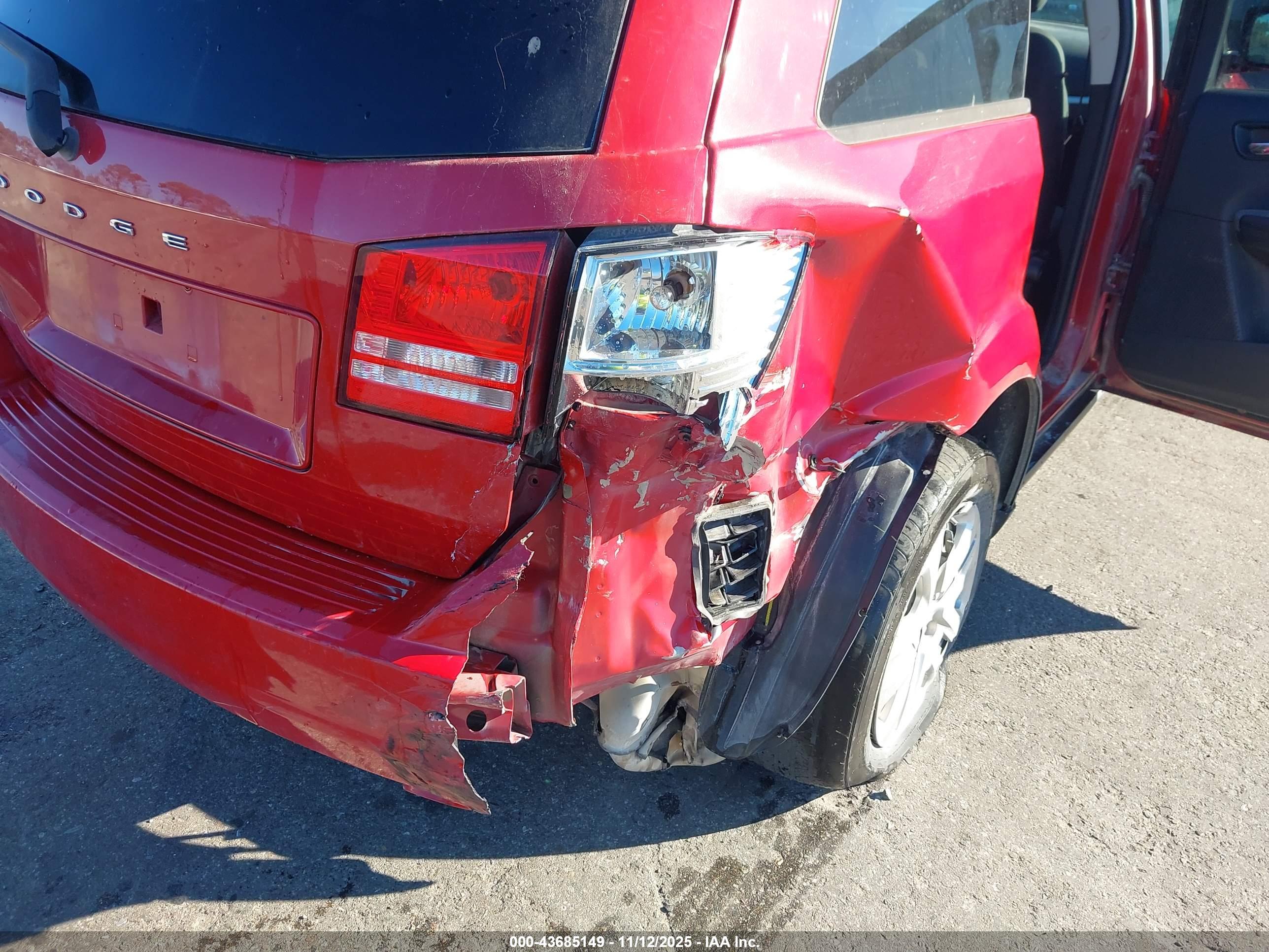 DODGE JOURNEY image 6