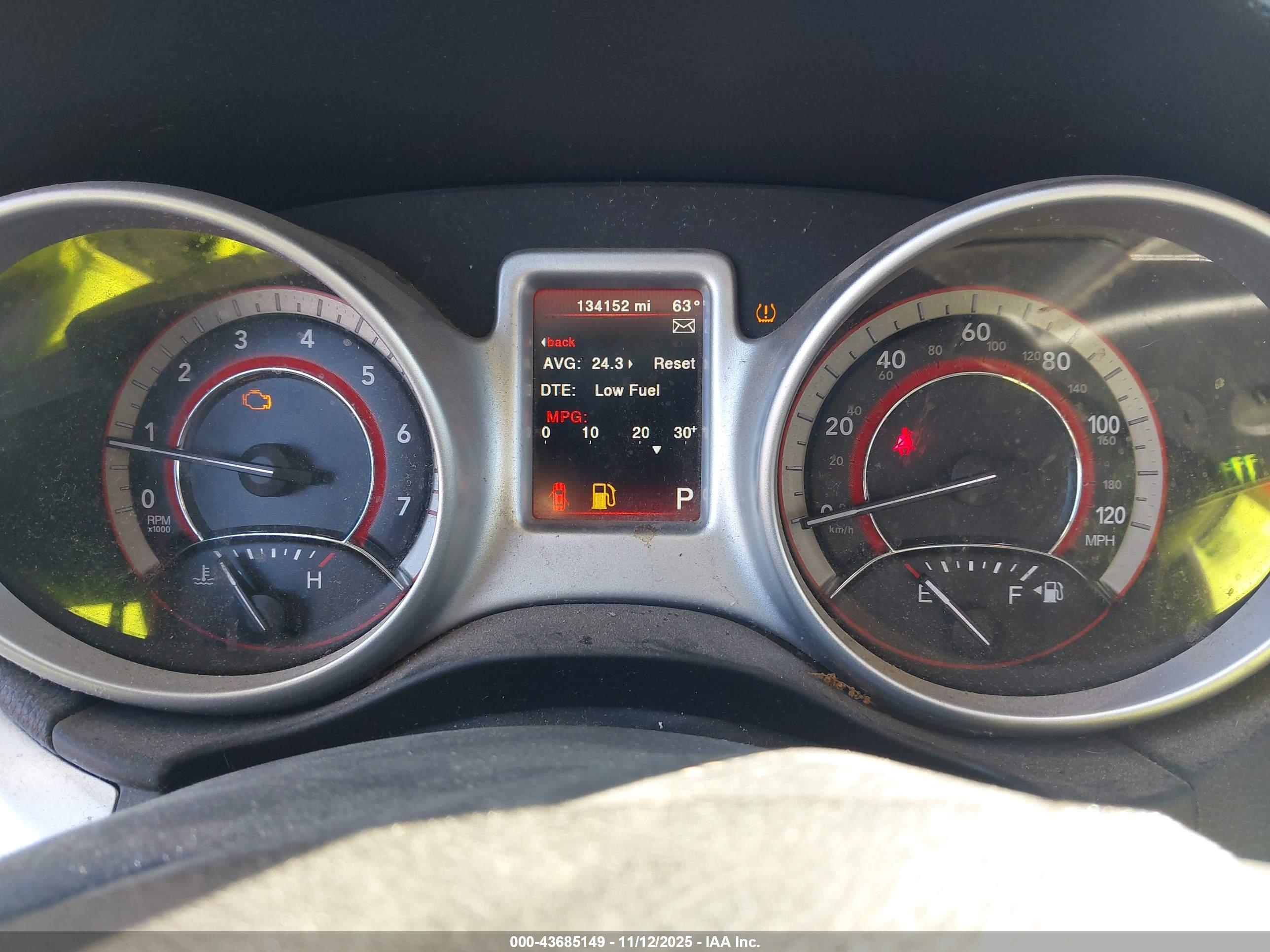 DODGE JOURNEY image 7