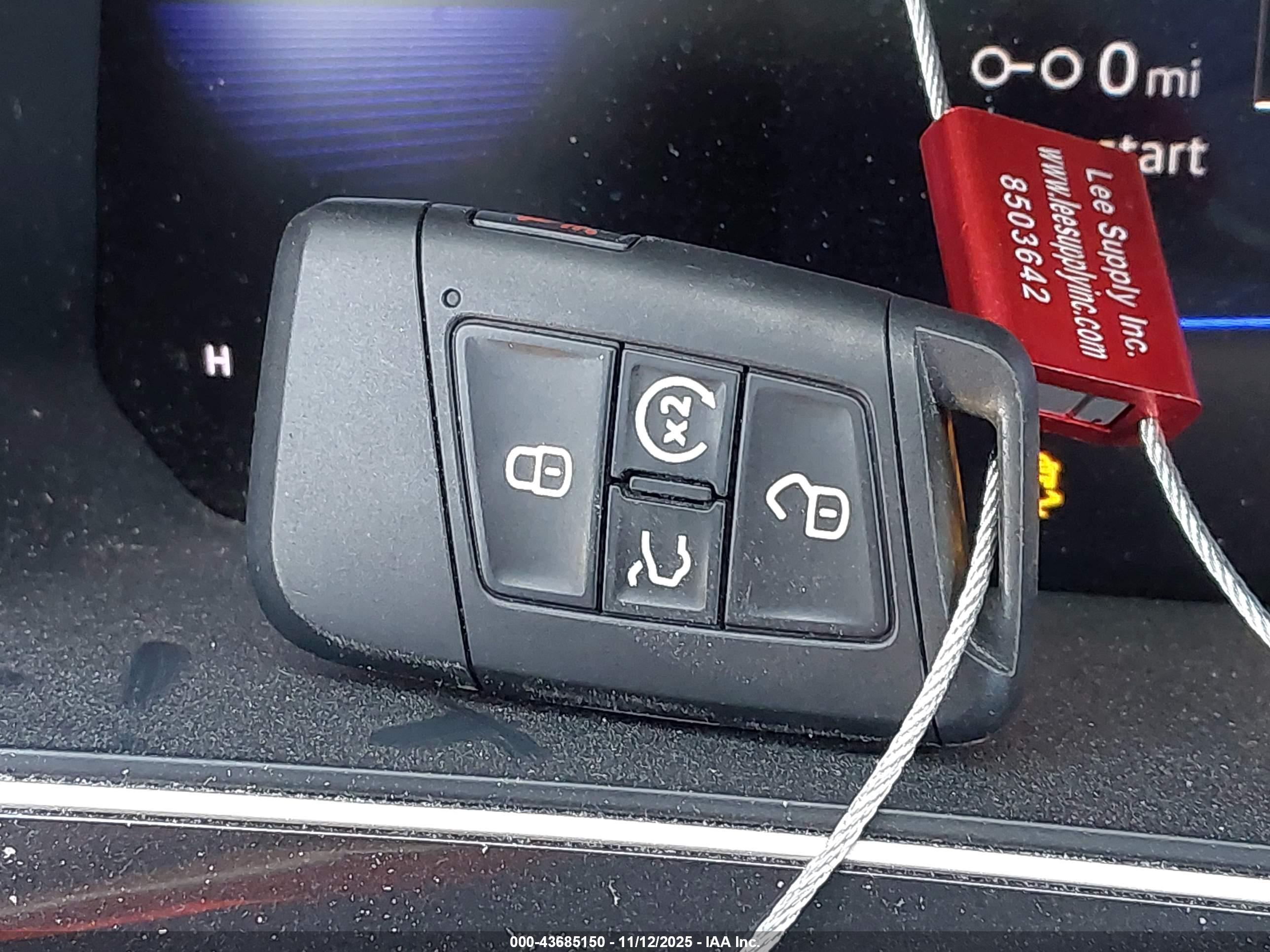 VOLKSWAGEN TIGUAN image 11