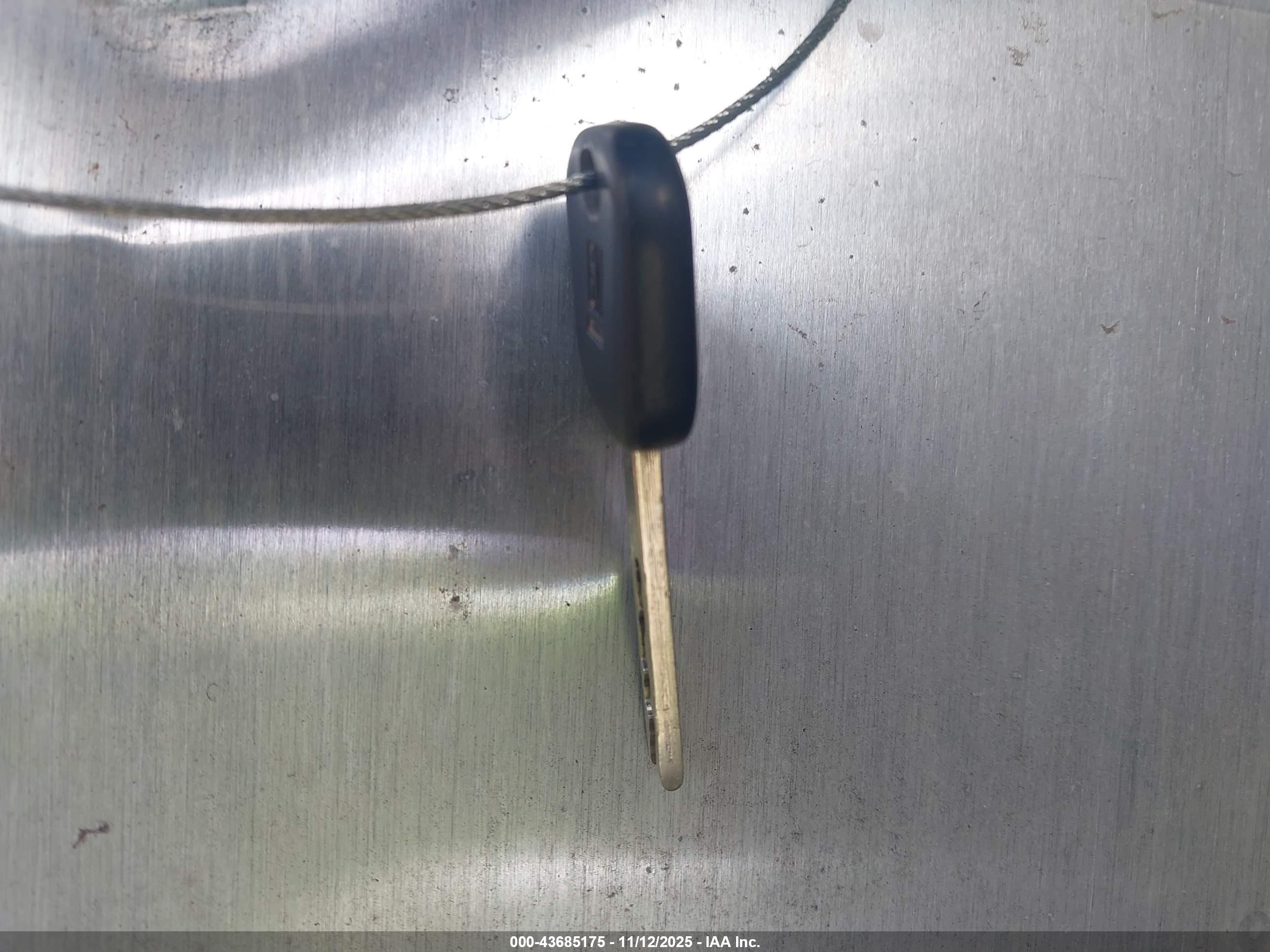 GMC SAVANA image 11
