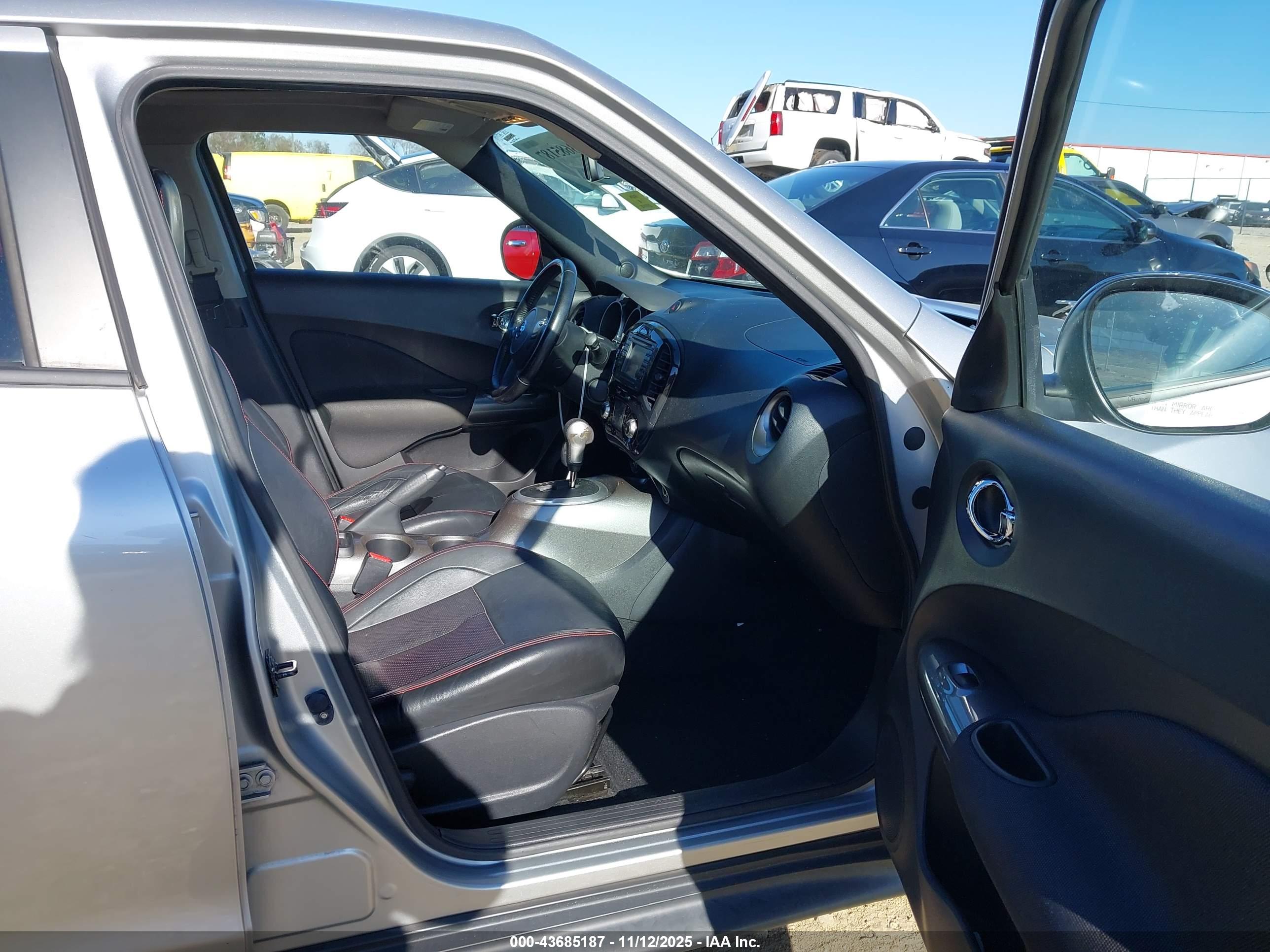 NISSAN JUKE image 5