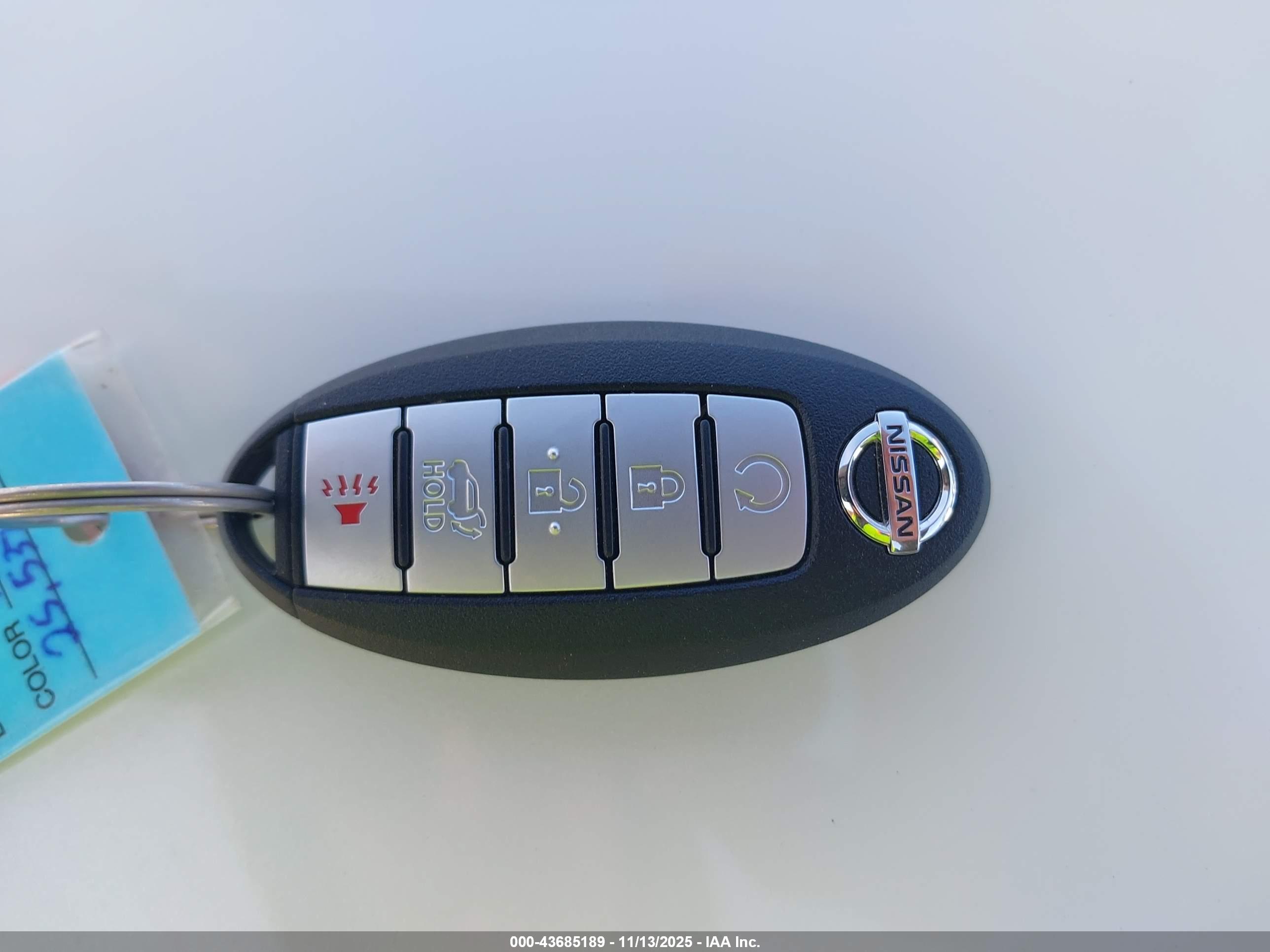 NISSAN ROGUE image 11