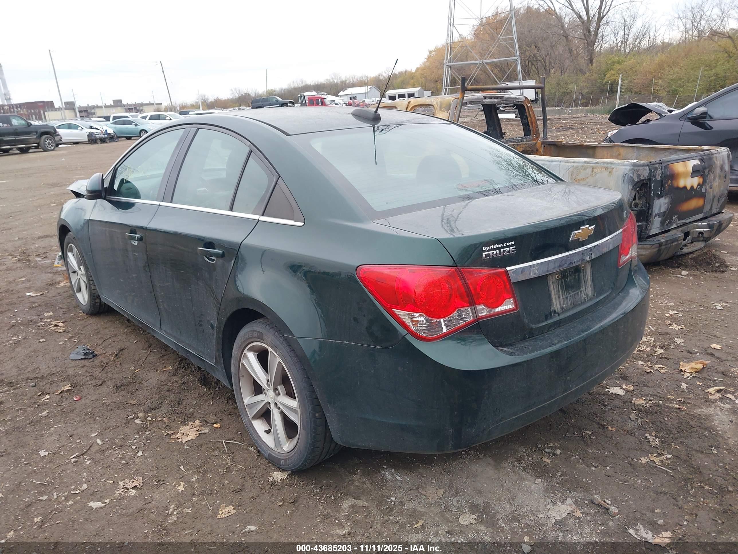 CHEVROLET CRUZE image 3
