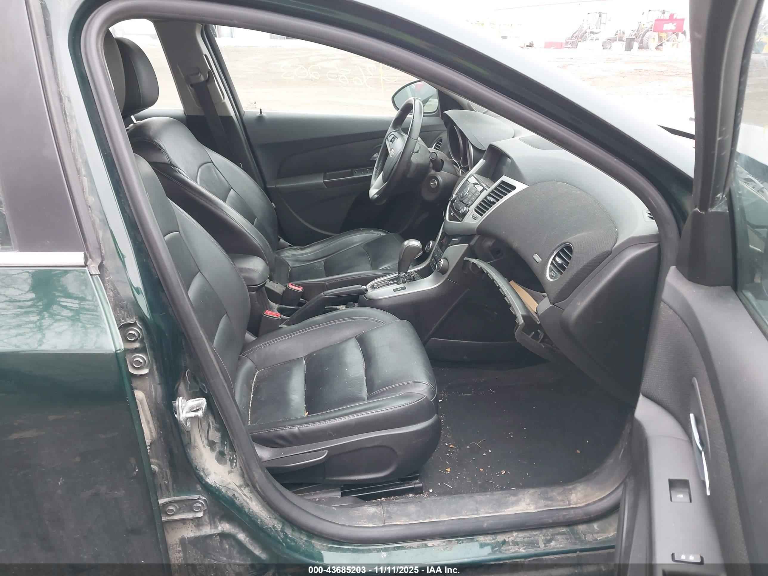 CHEVROLET CRUZE image 5