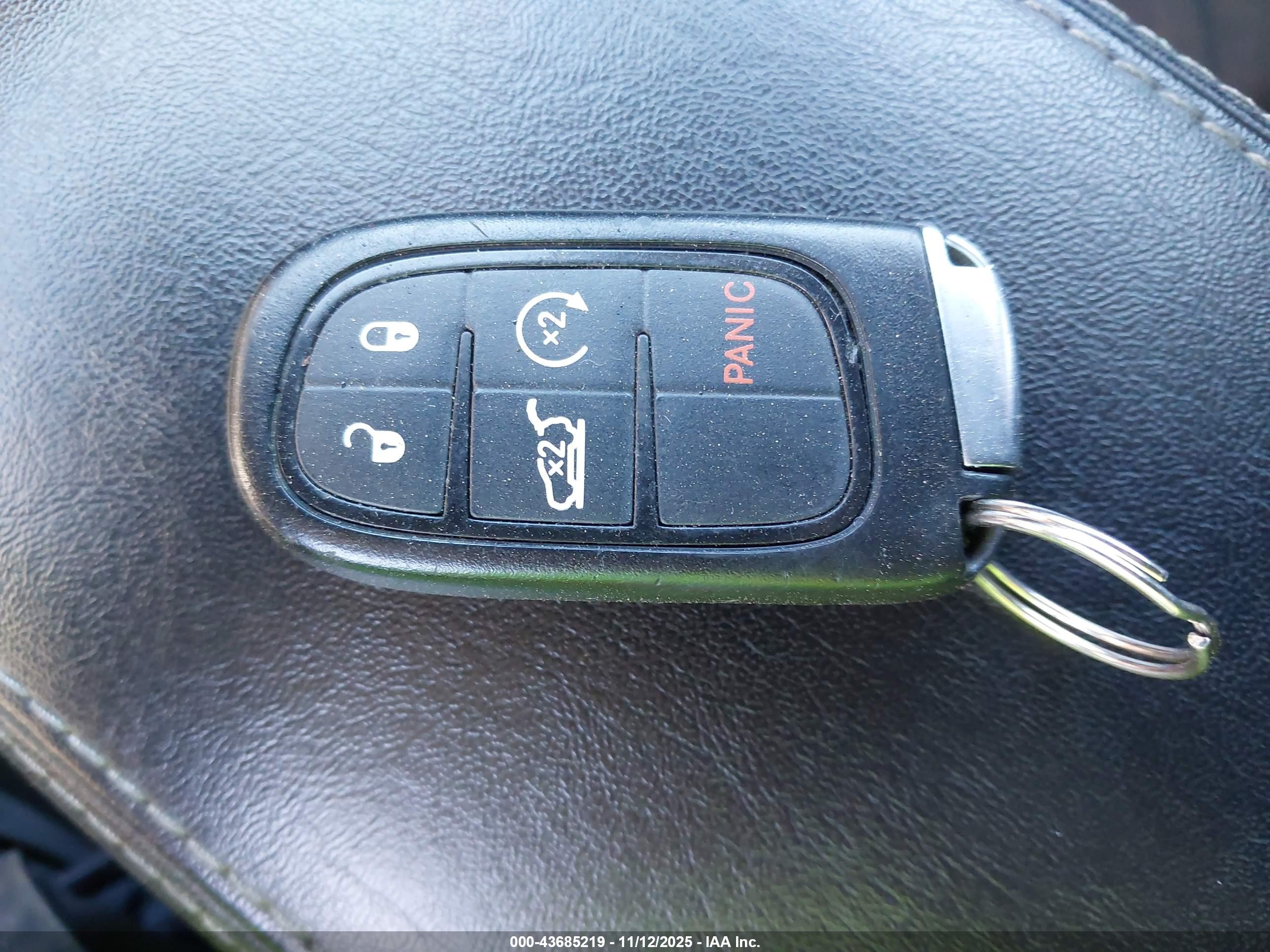 JEEP CHEROKEE image 11