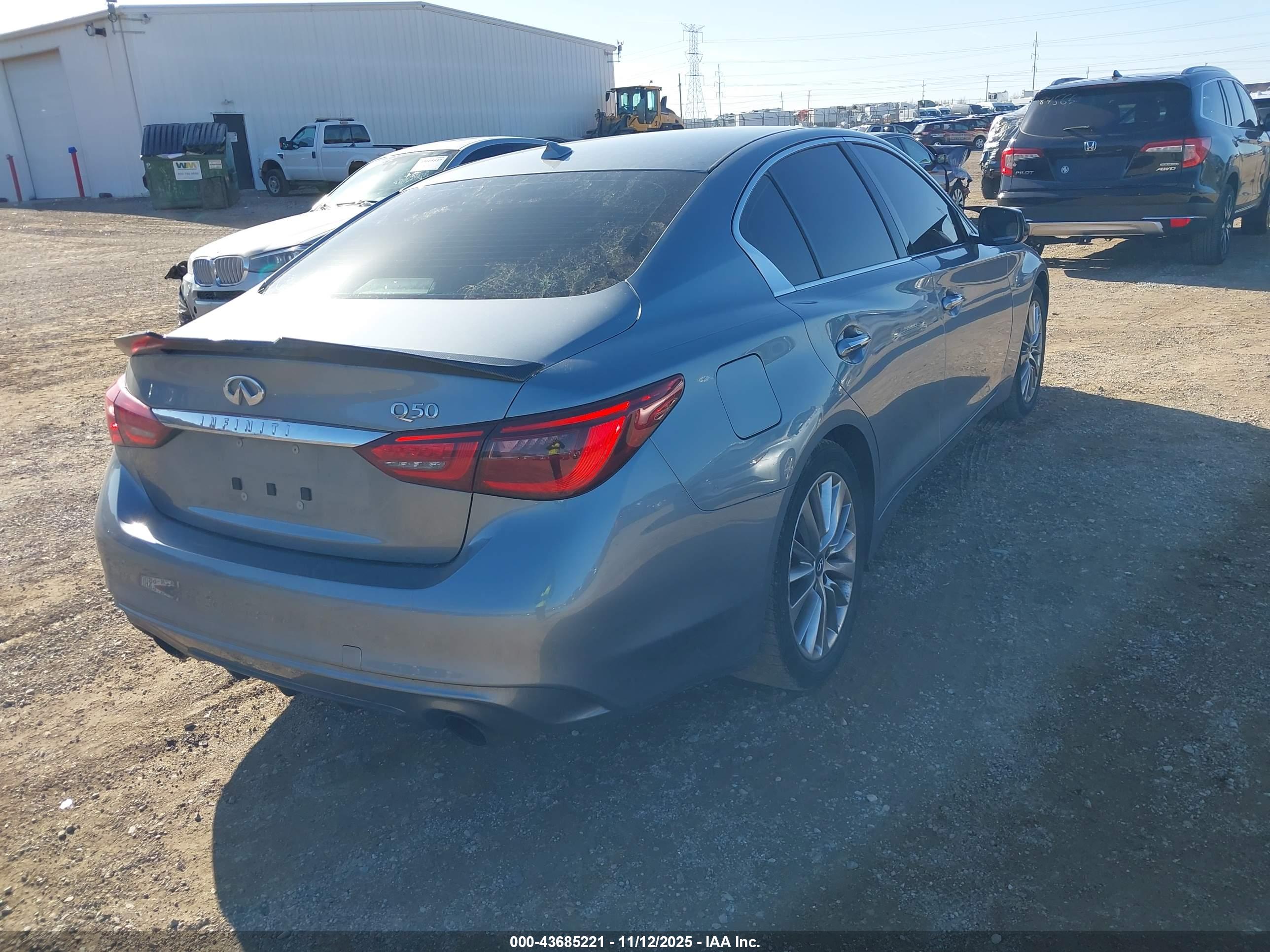 INFINITI Q50 image 4