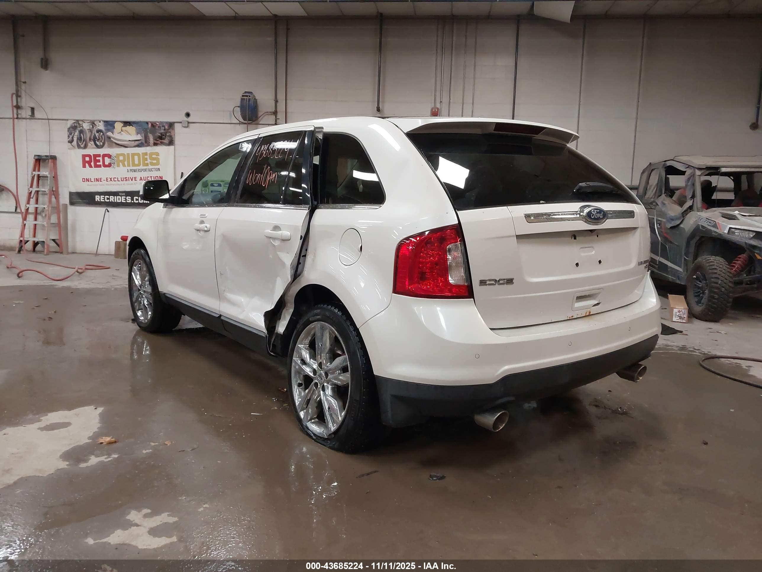 FORD EDGE image 3