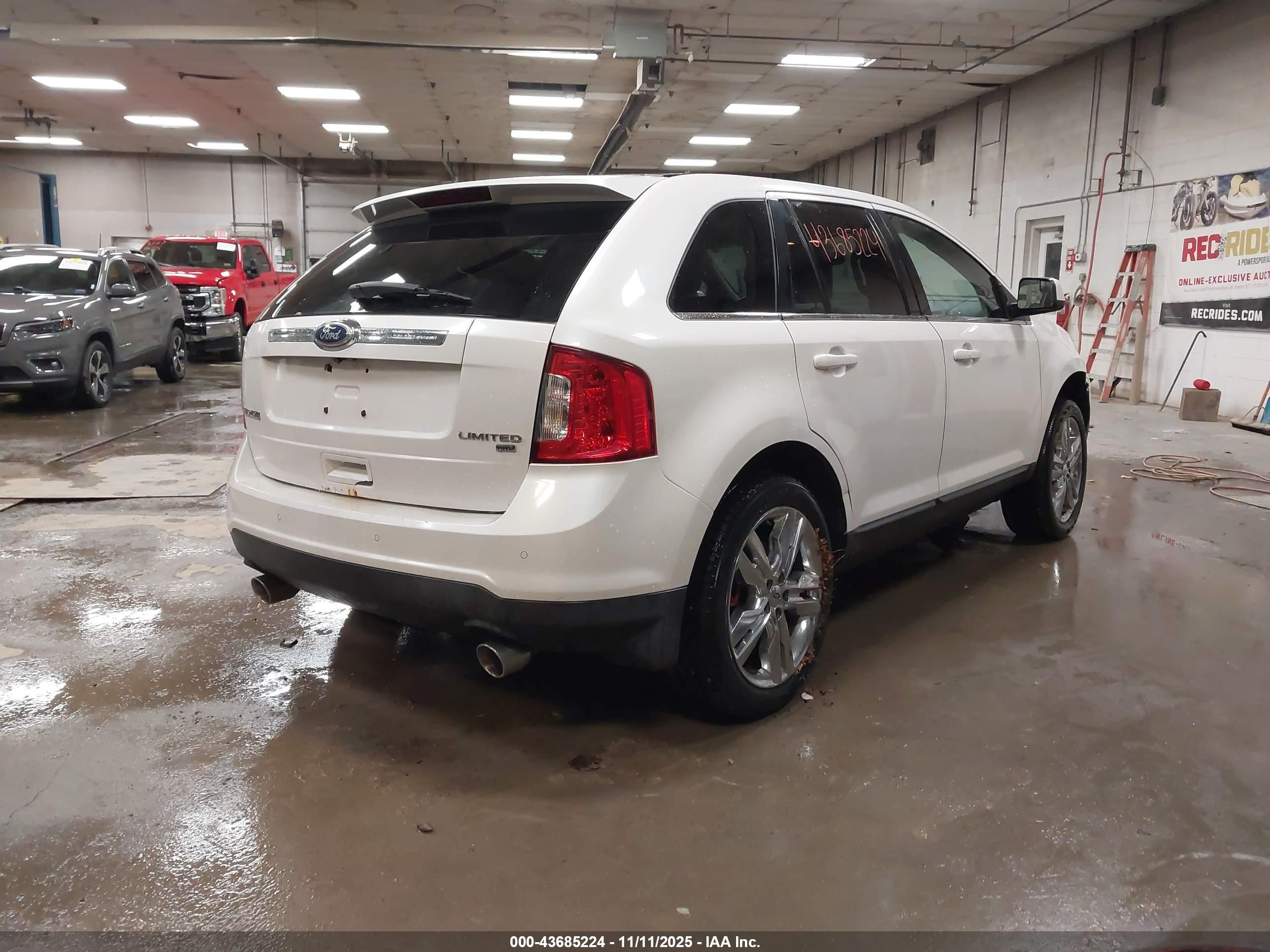 FORD EDGE image 4