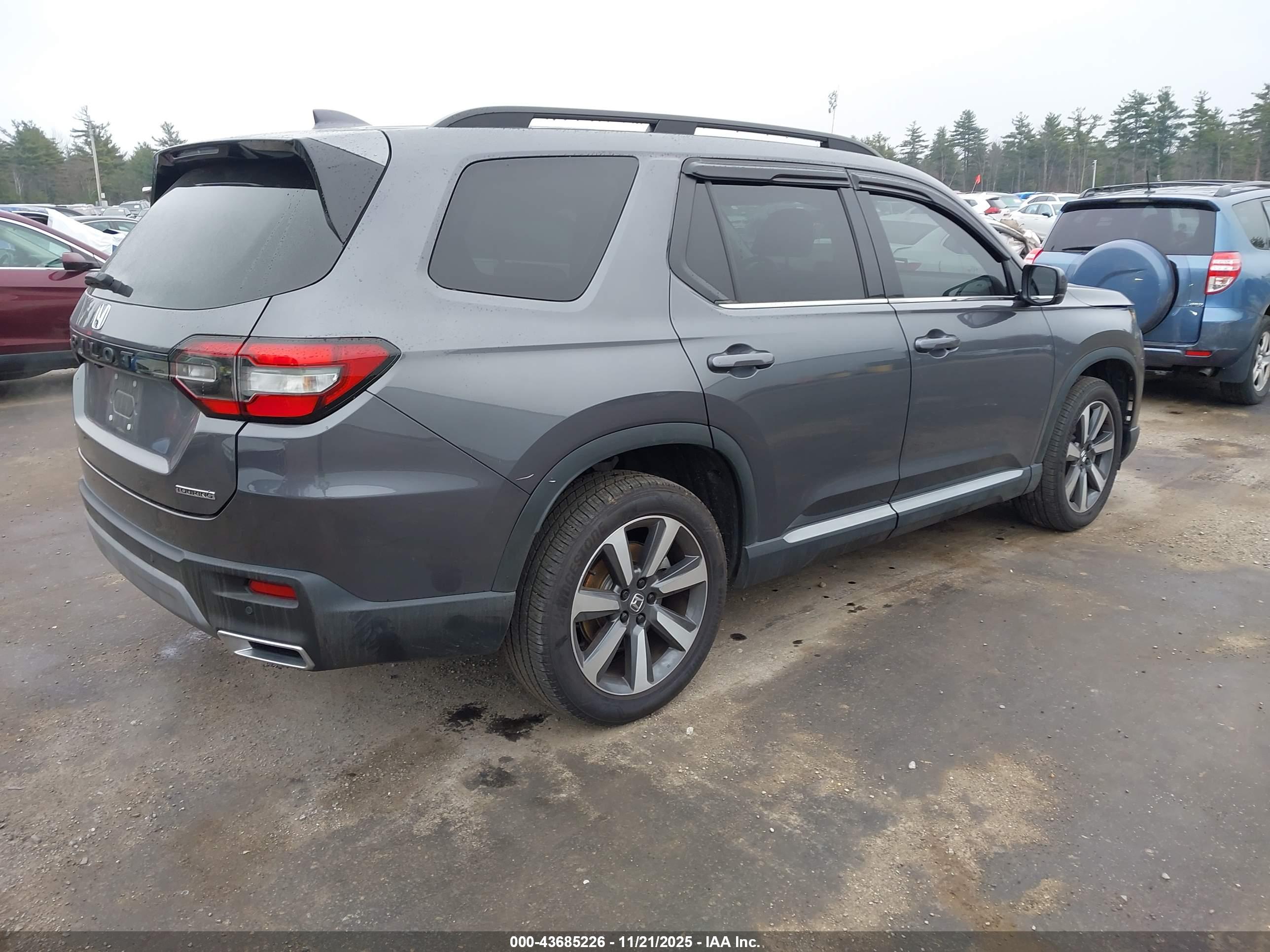 HONDA PILOT image 4