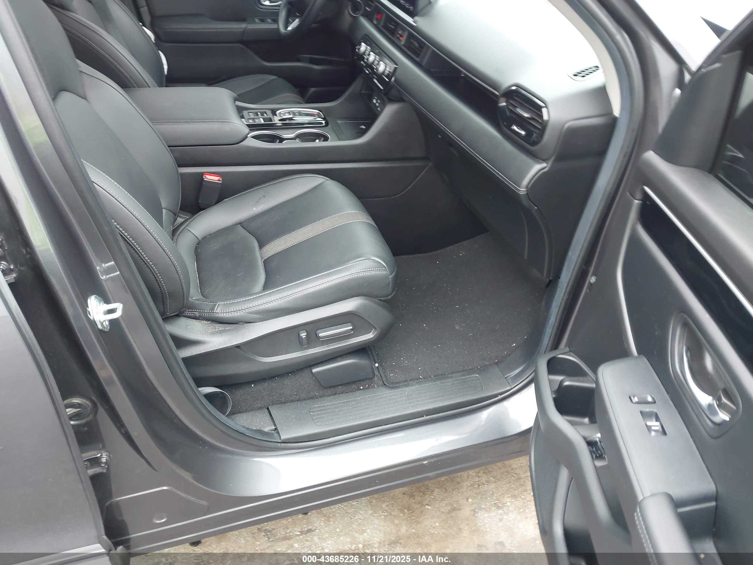 HONDA PILOT image 5