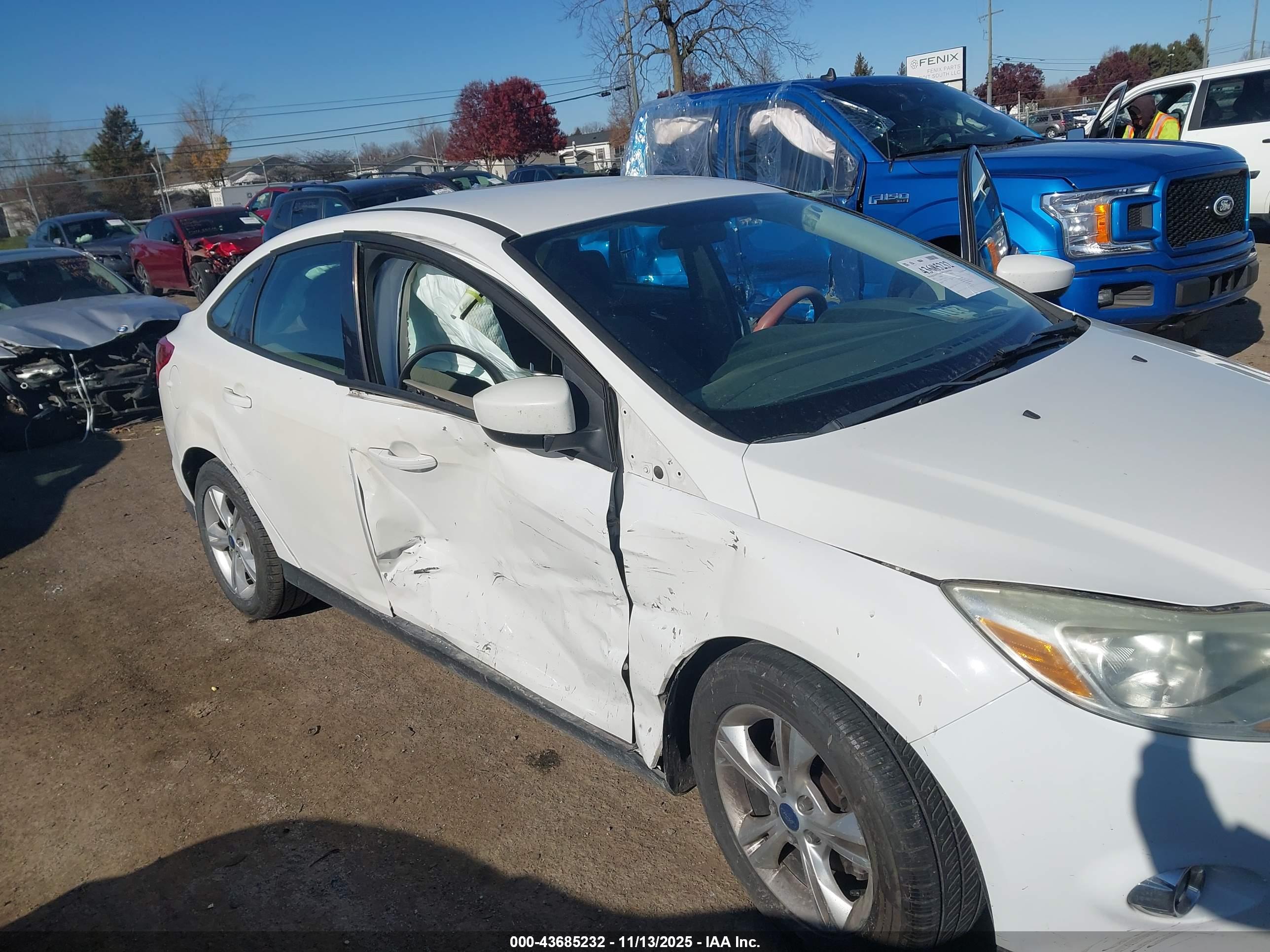 FORD FOCUS image 6