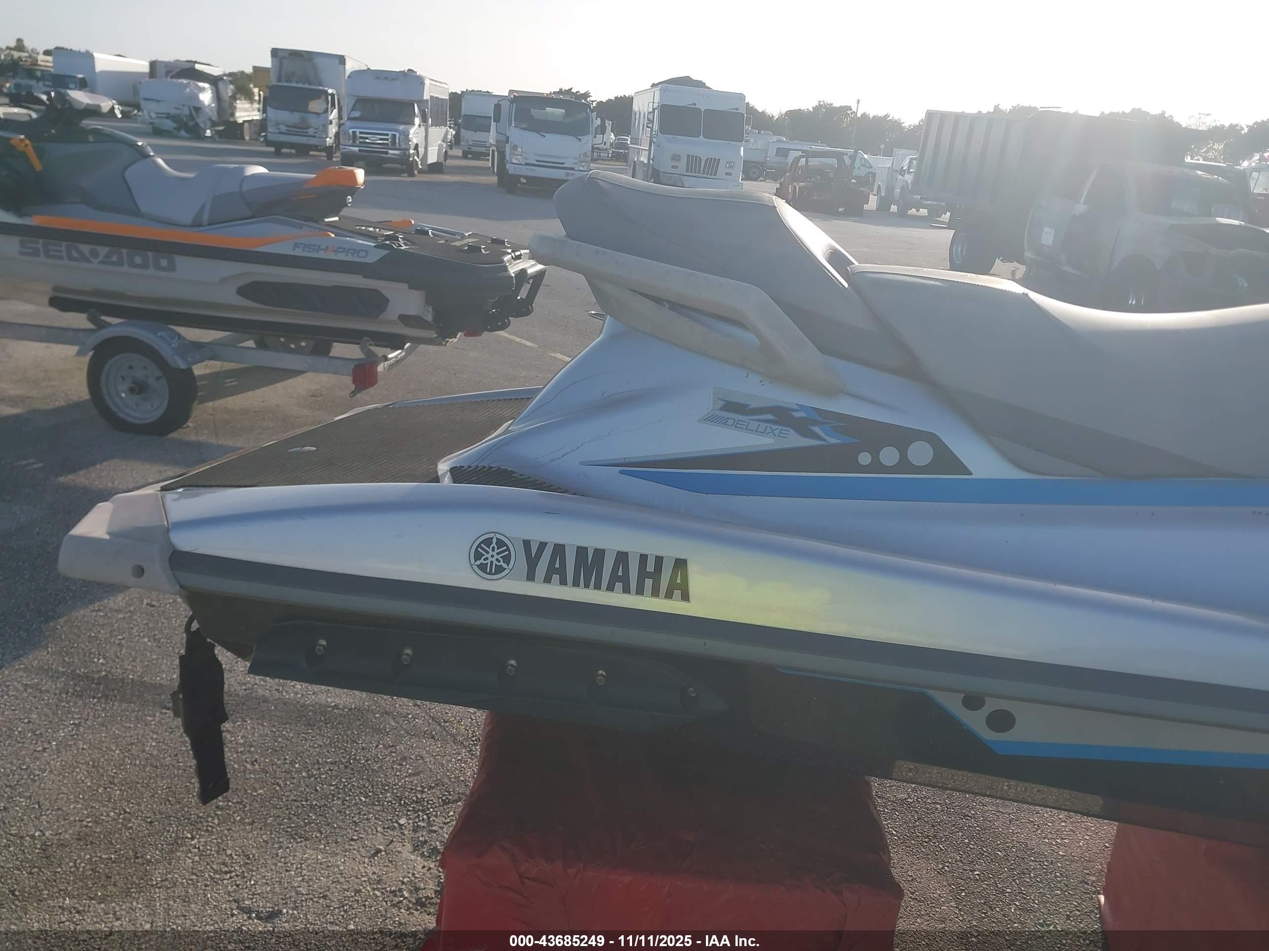 YAMAHA PERSONAL image 8