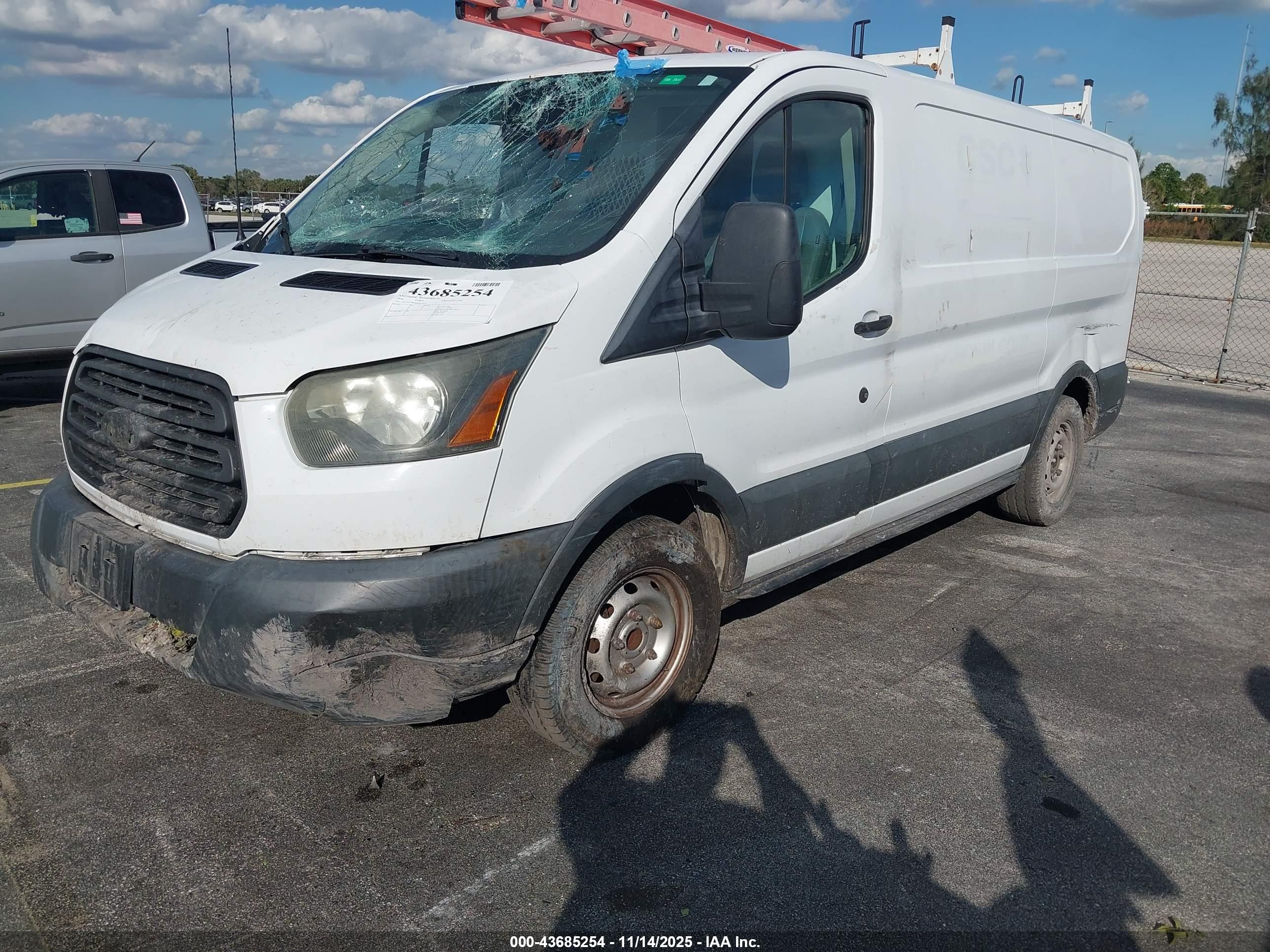 FORD TRANSIT-150 image 2