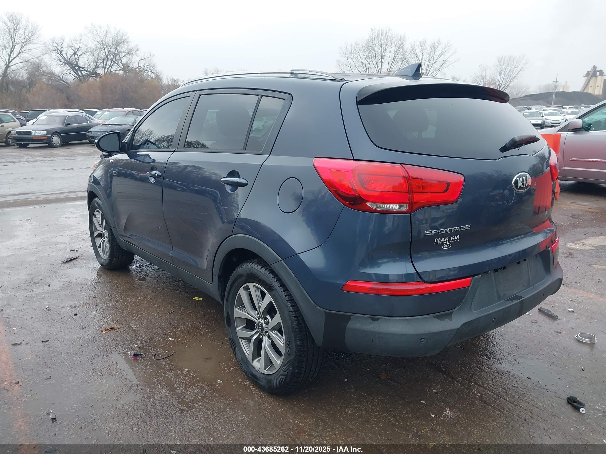 KIA SPORTAGE image 3