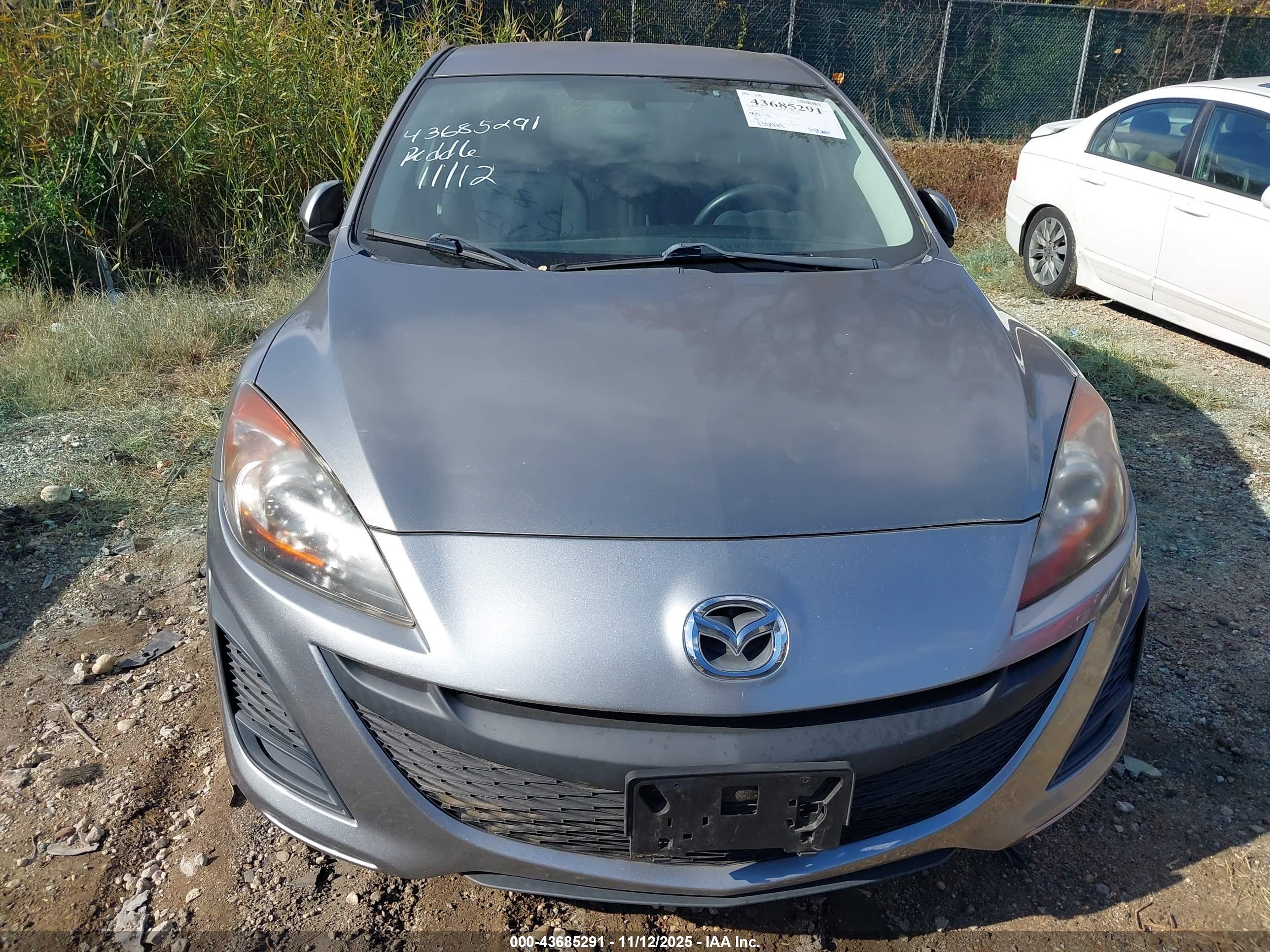 MAZDA MAZDA3 image 6
