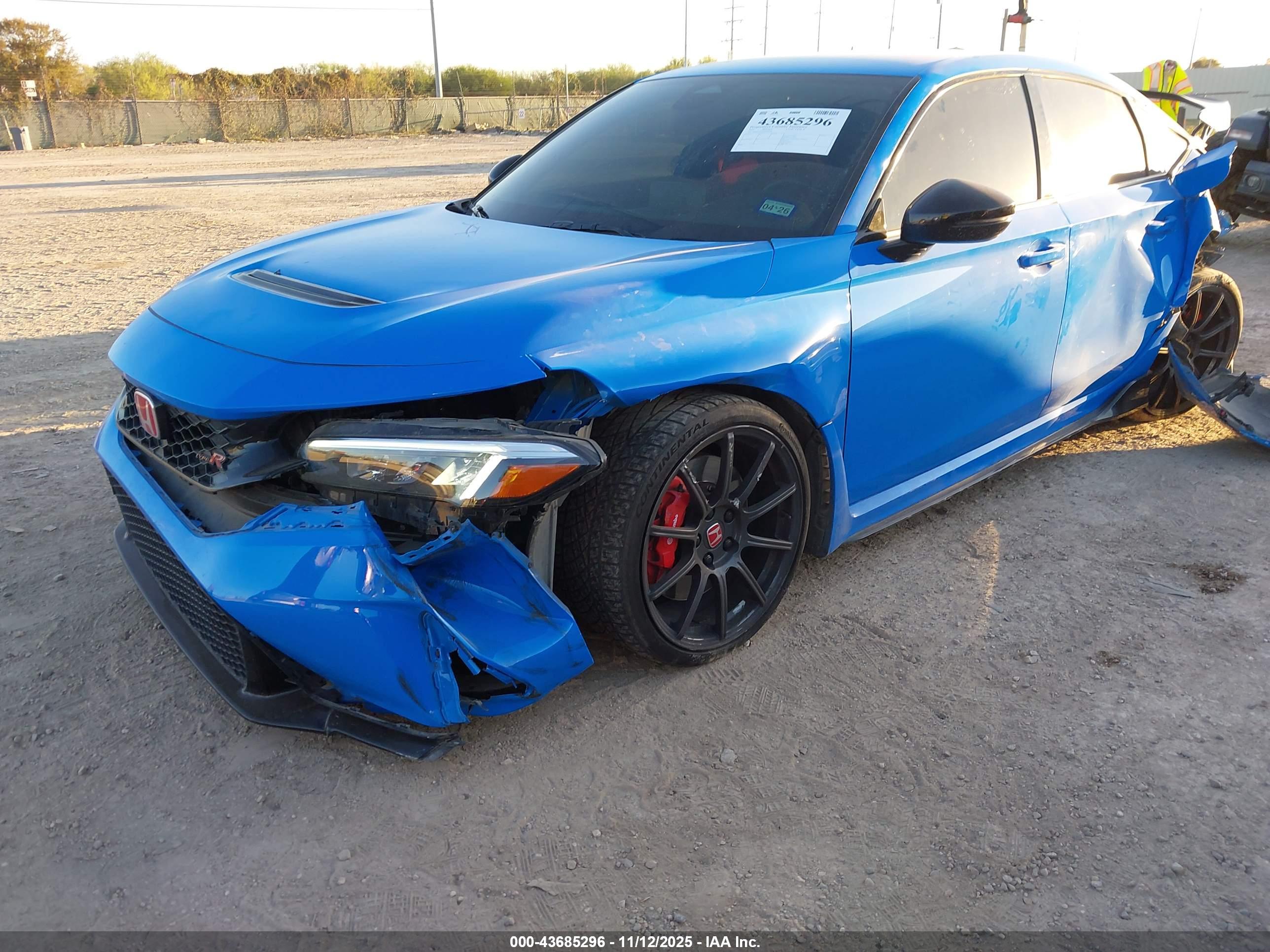 HONDA CIVIC image 2