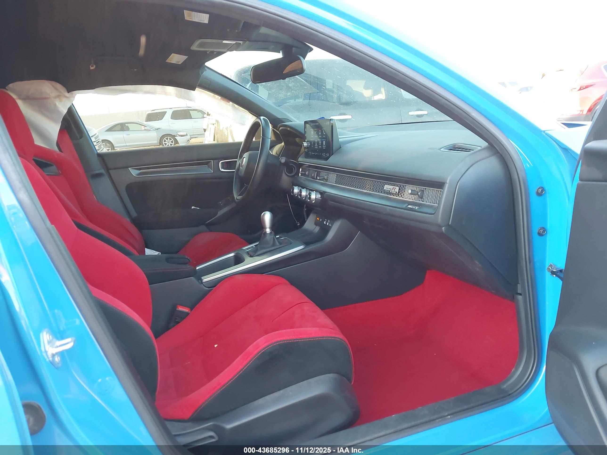 HONDA CIVIC image 5