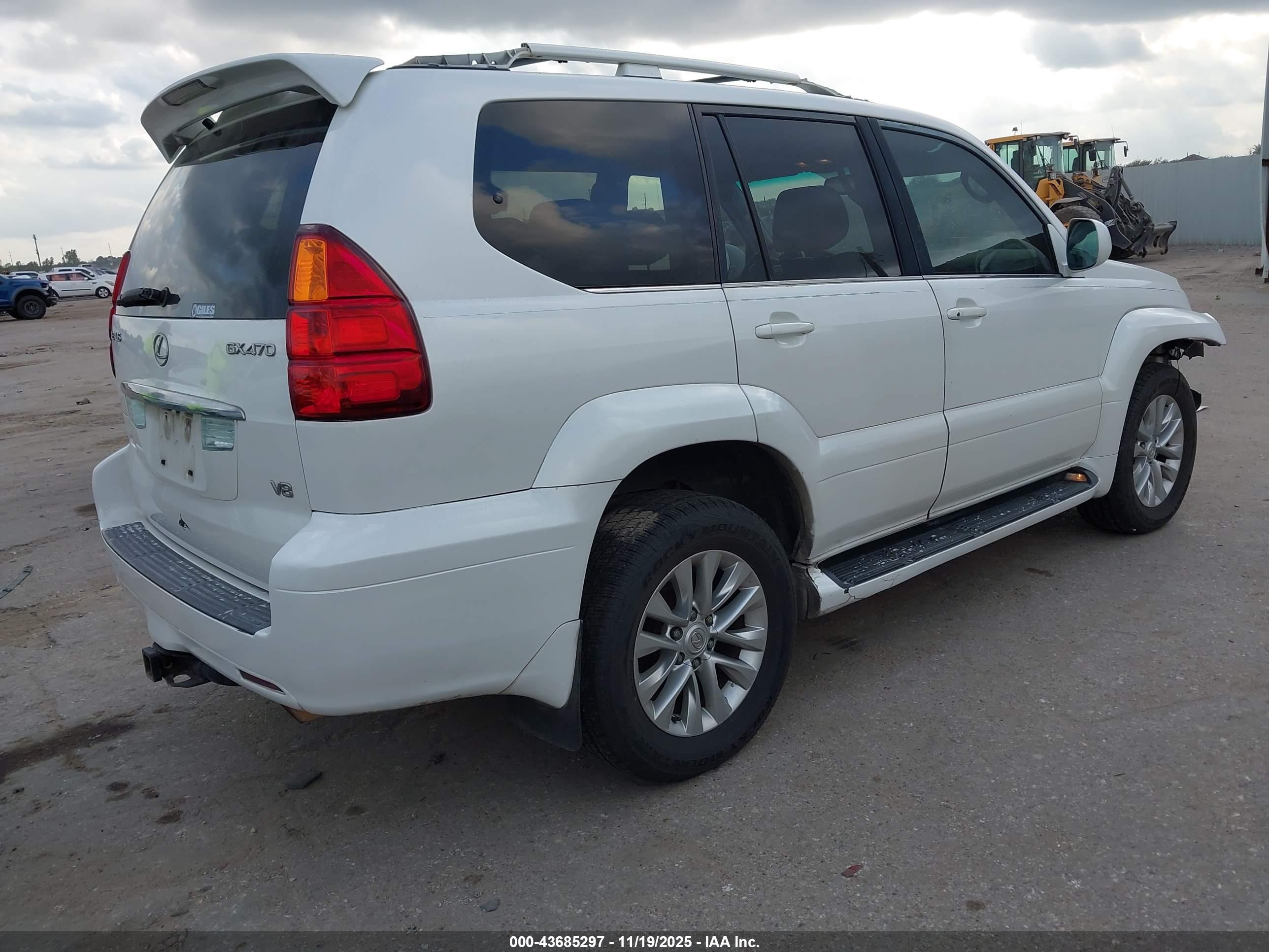 LEXUS GX image 4