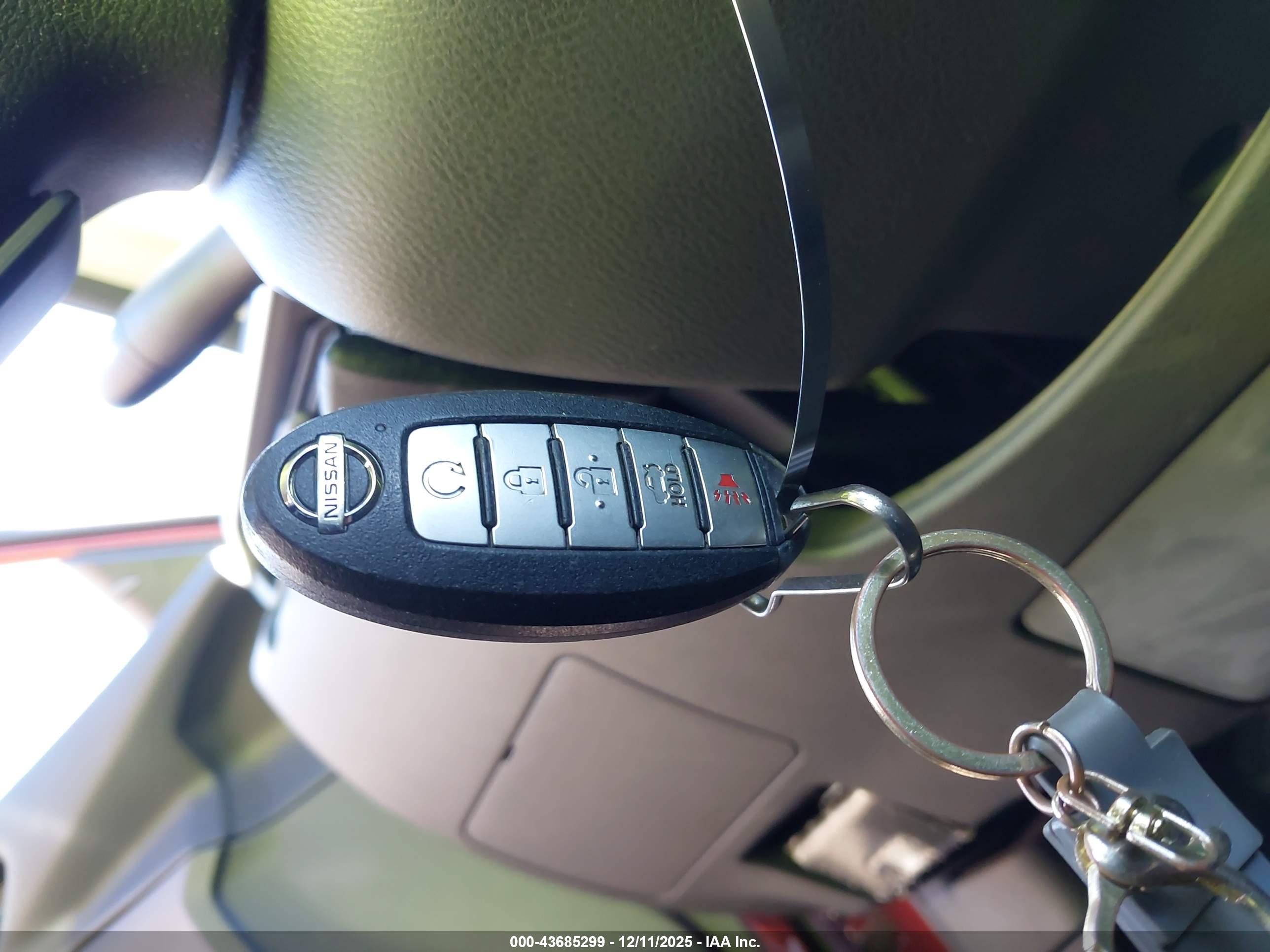 NISSAN ALTIMA image 11