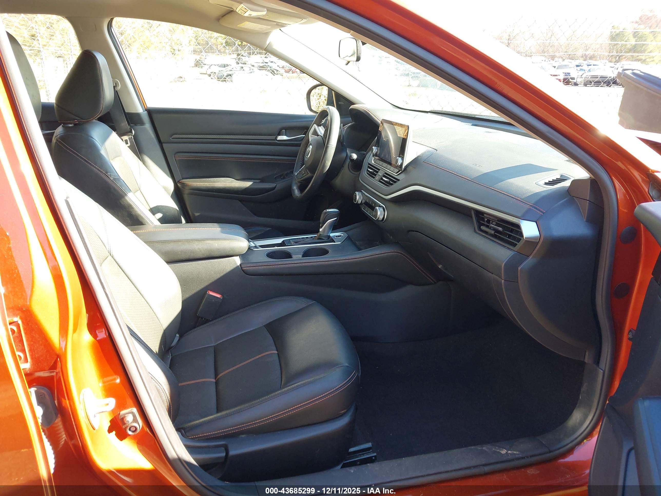 NISSAN ALTIMA image 5