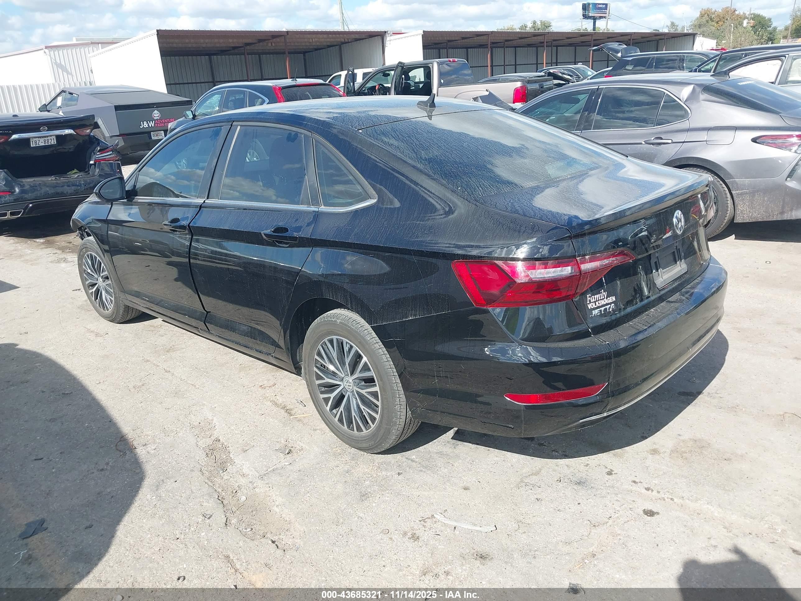 VOLKSWAGEN JETTA image 3