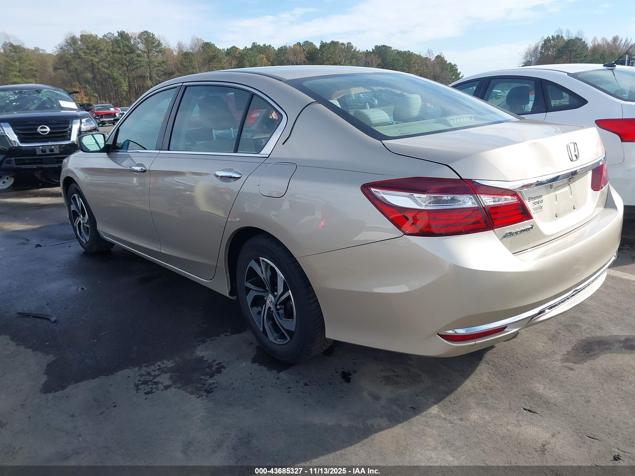 HONDA ACCORD image 3