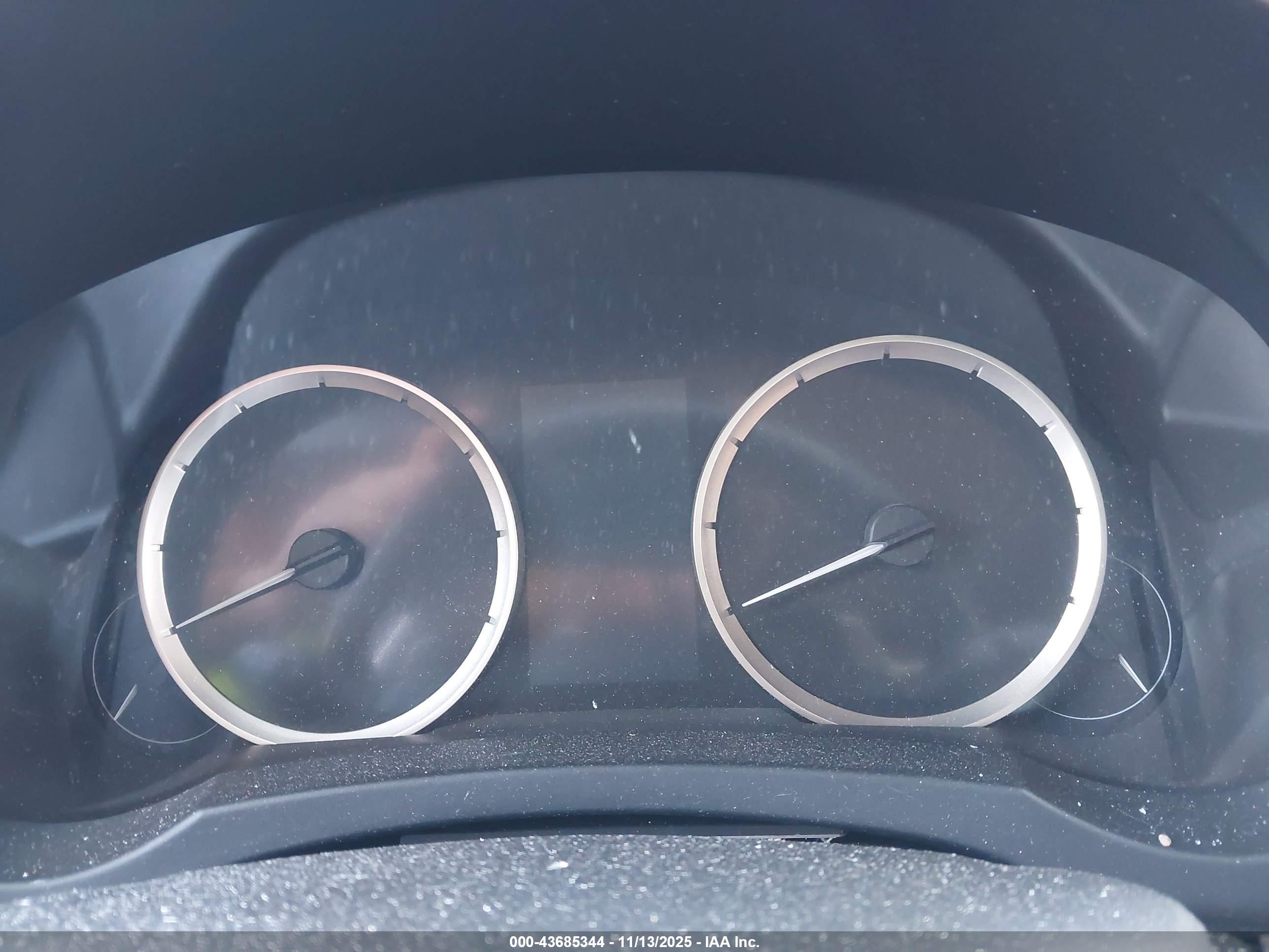 LEXUS IS image 7