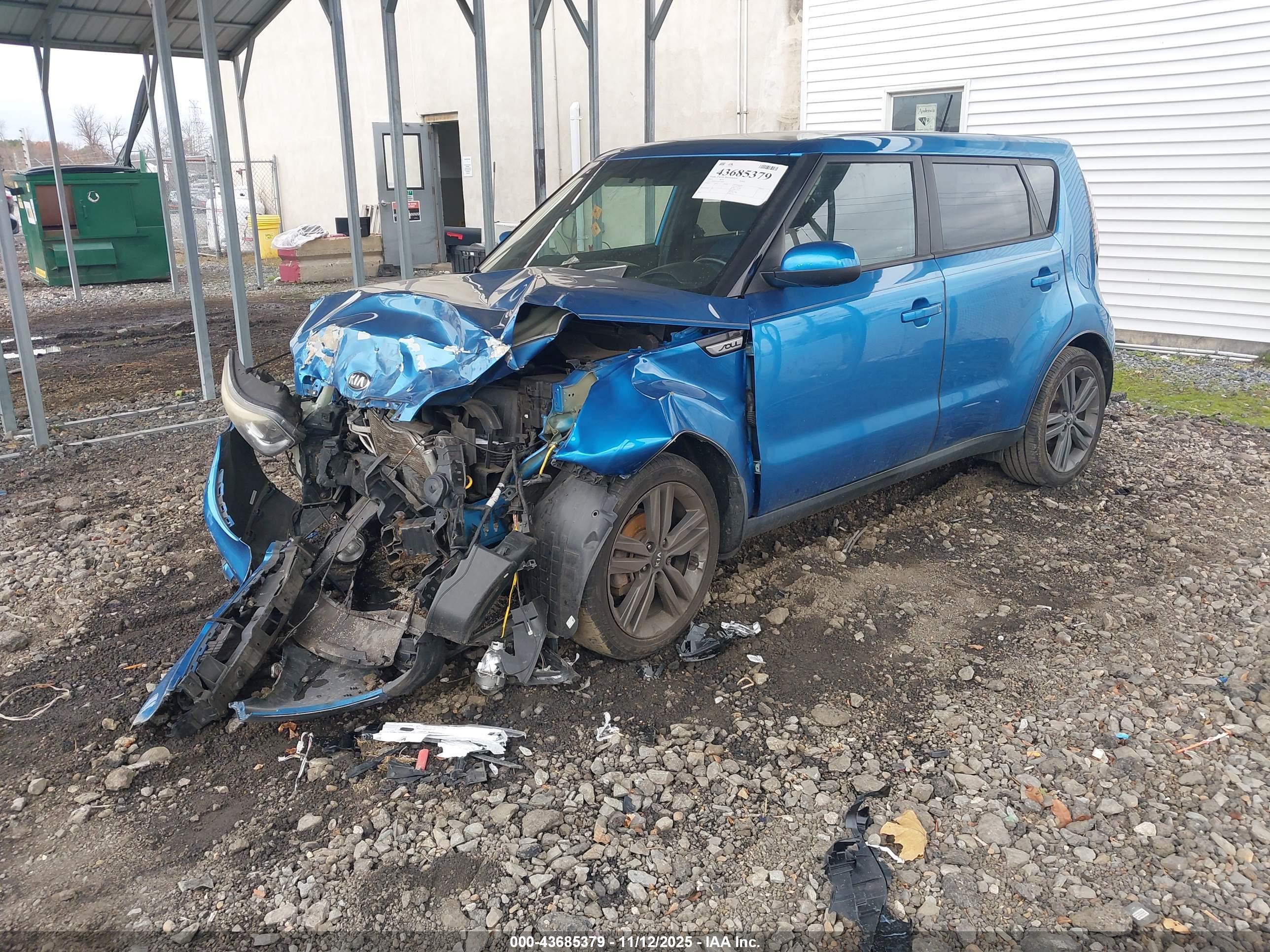 KIA SOUL image 2