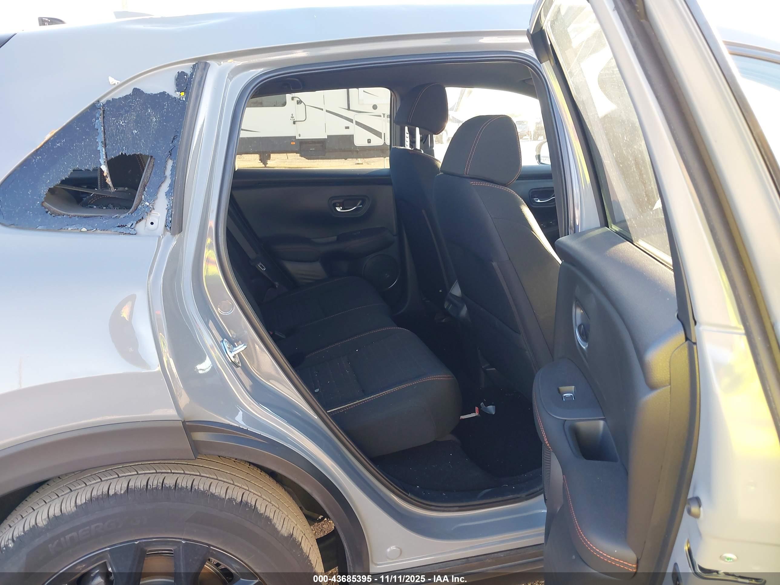 HONDA HR-V image 8