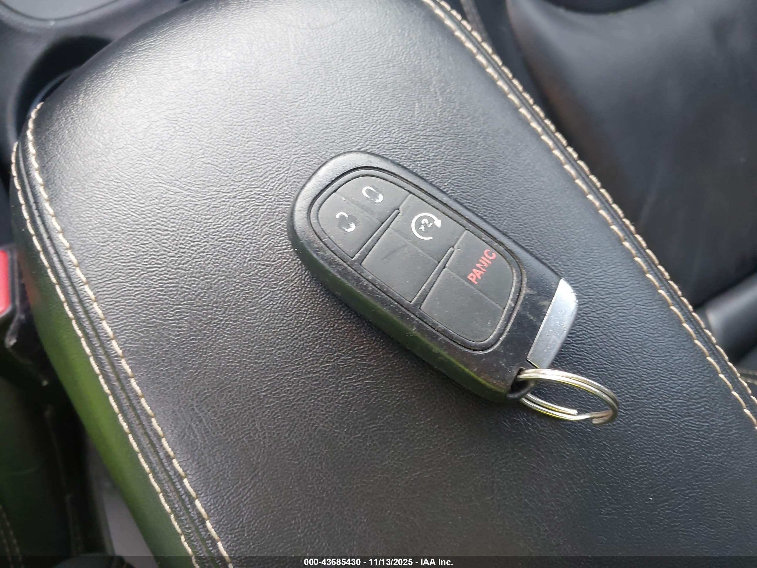 JEEP CHEROKEE image 11