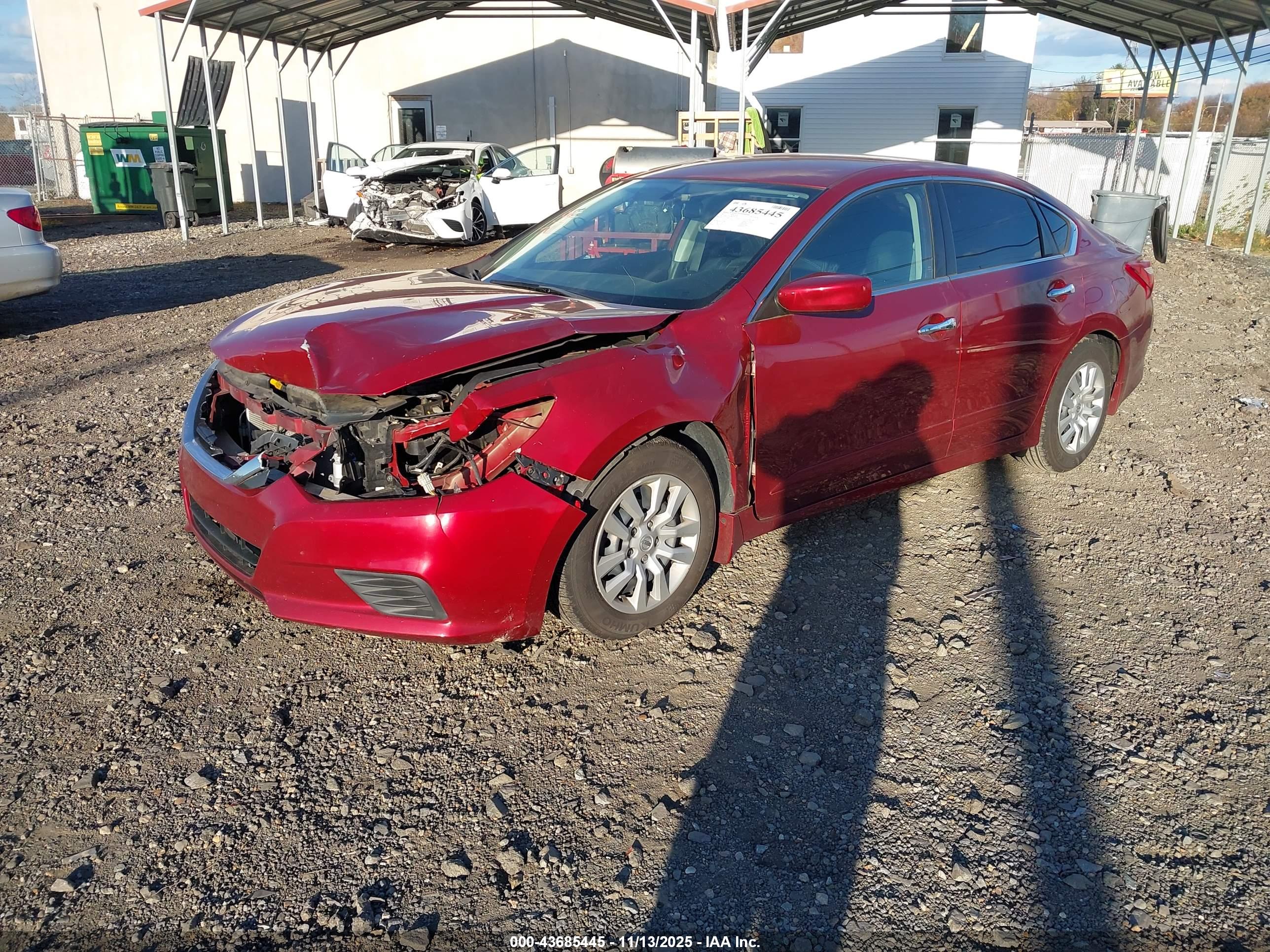 NISSAN ALTIMA image 2