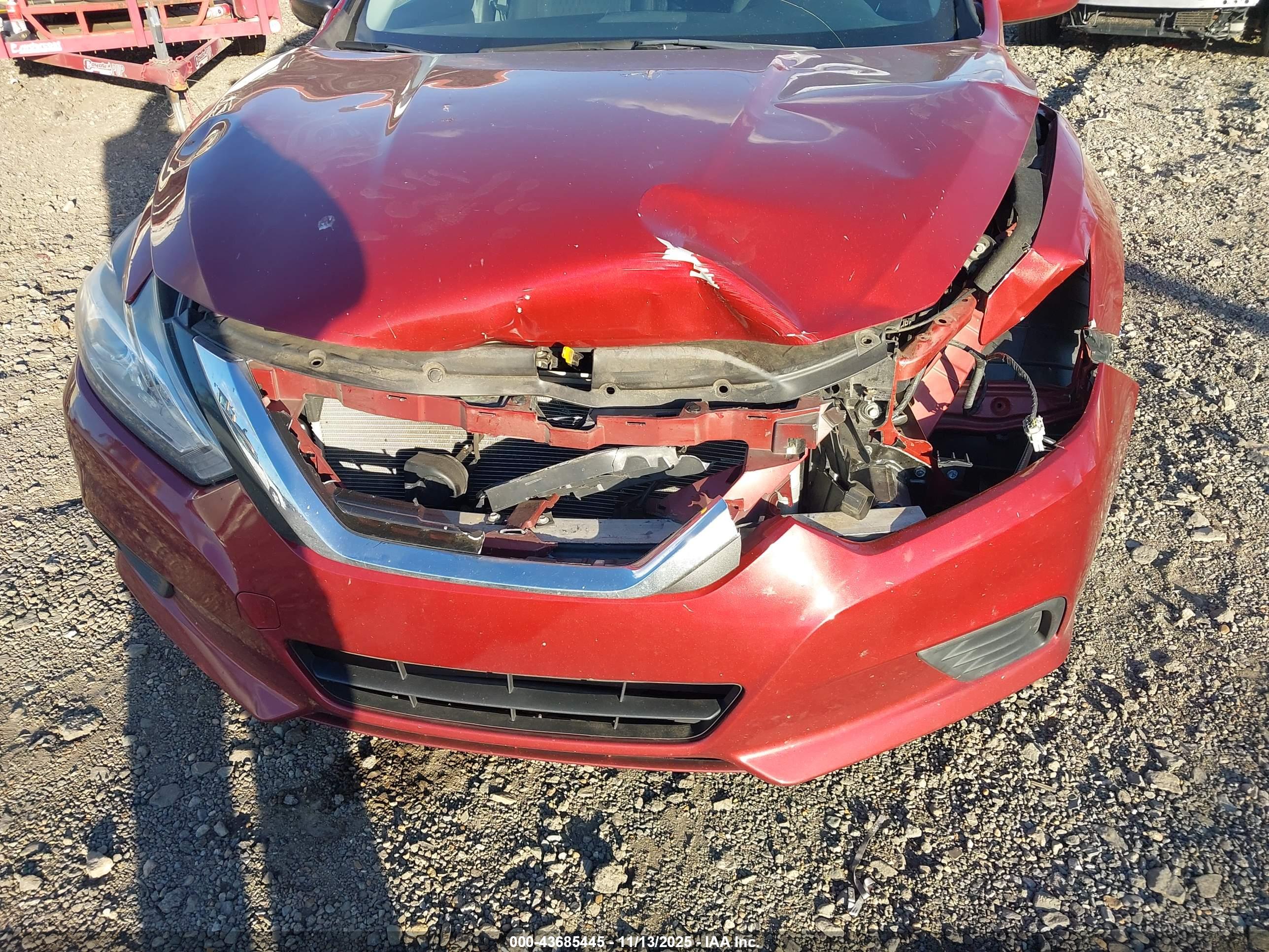 NISSAN ALTIMA image 6